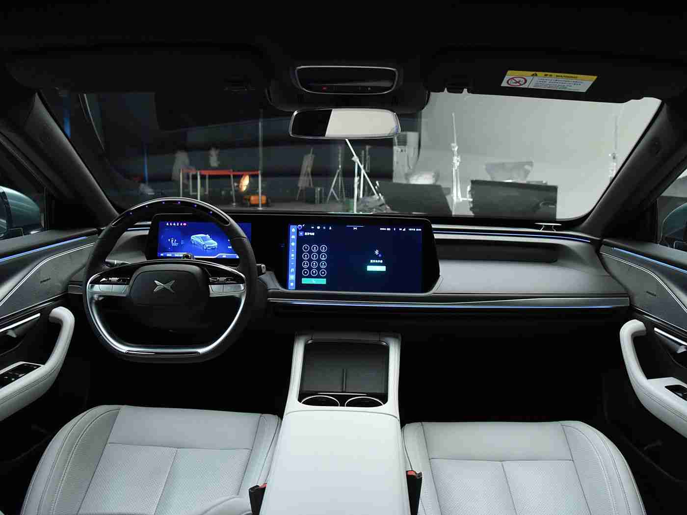 3.0.3每天无限次破解版游戏大全,汽车盛宴，智能驾驶新天地，畅享无限激情游乐-1