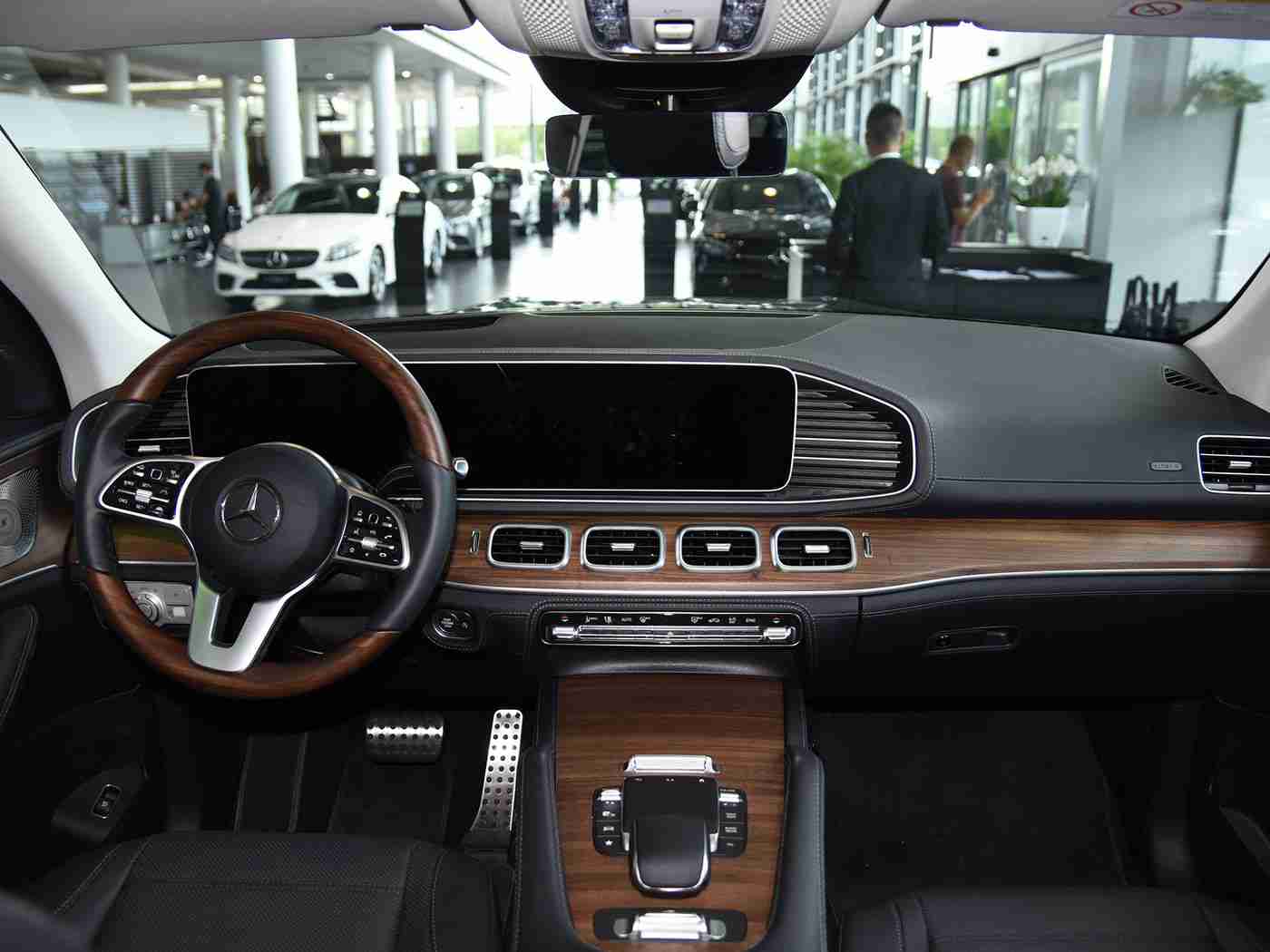 亚洲一二区,新能源汽车浪潮下，智能驾驶领航，亚洲市场未来可期-1