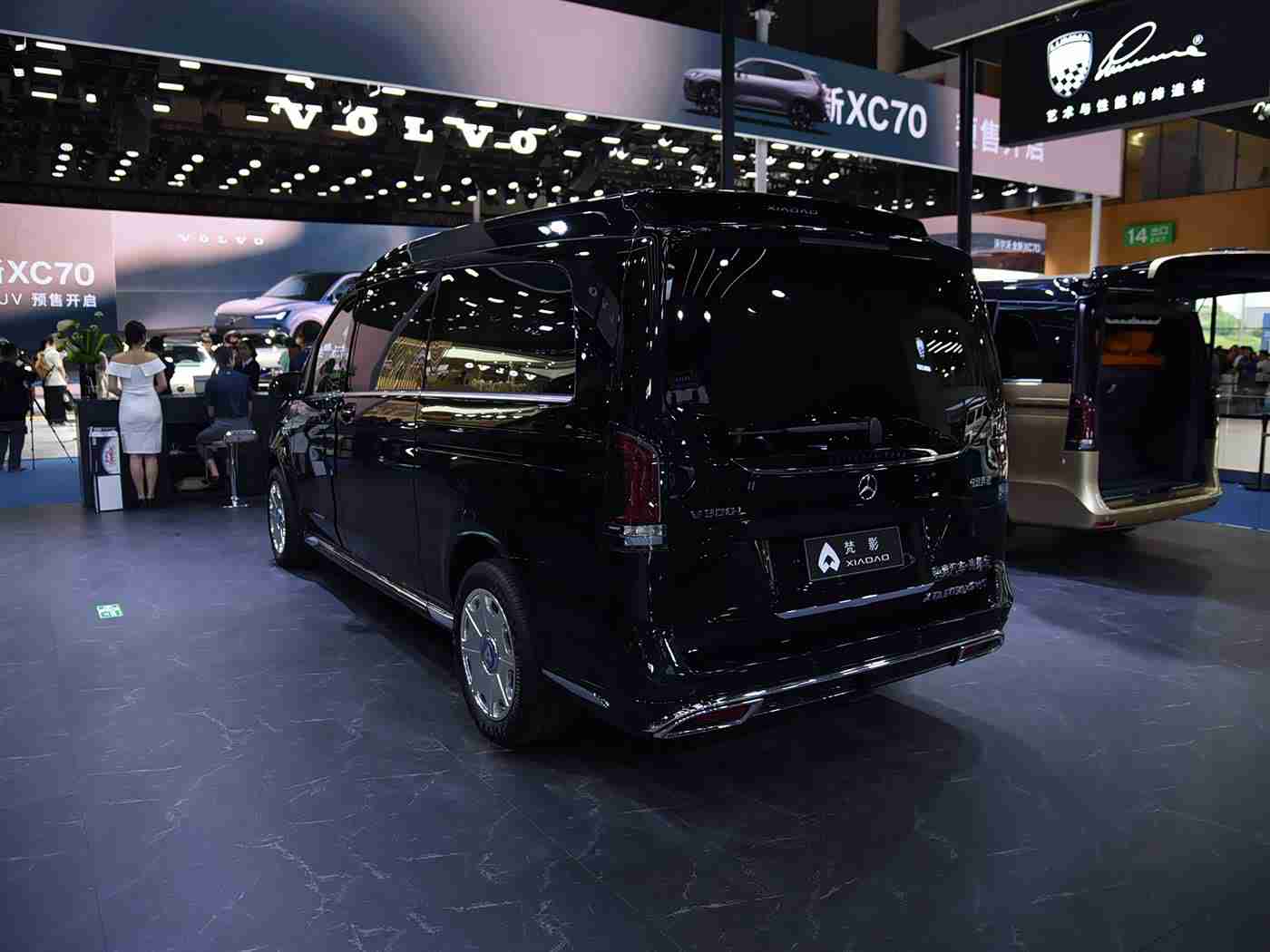 黄色程序,“智能驾驶新篇章：人工智能助力汽车安全，引领绿色出行潮流”-4