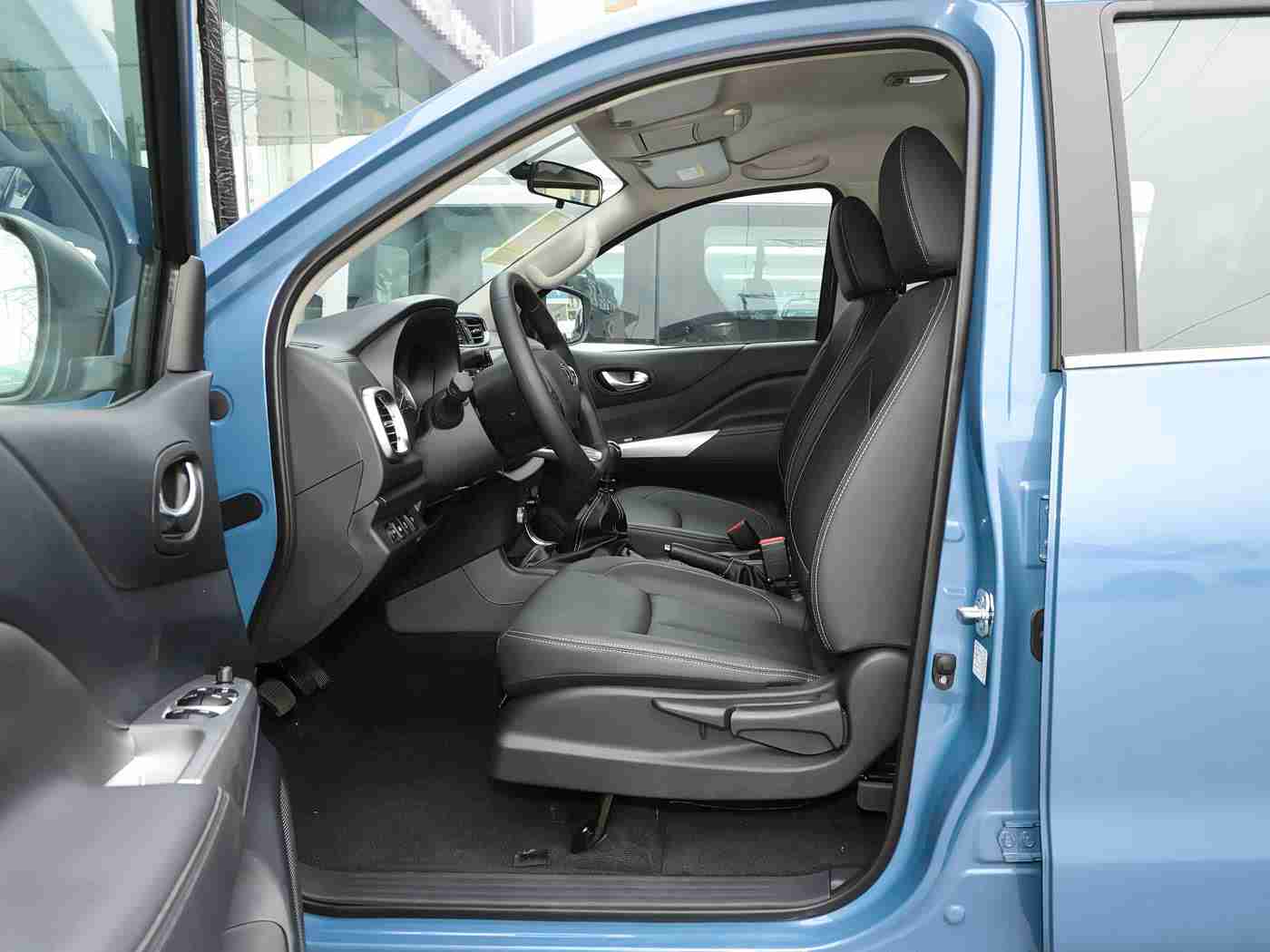 a1智能换脸一赵丽颖,“明星换脸互动新体验：A1智能换脸技术引领汽车行业变革，开启未来驾驶新时代”-3