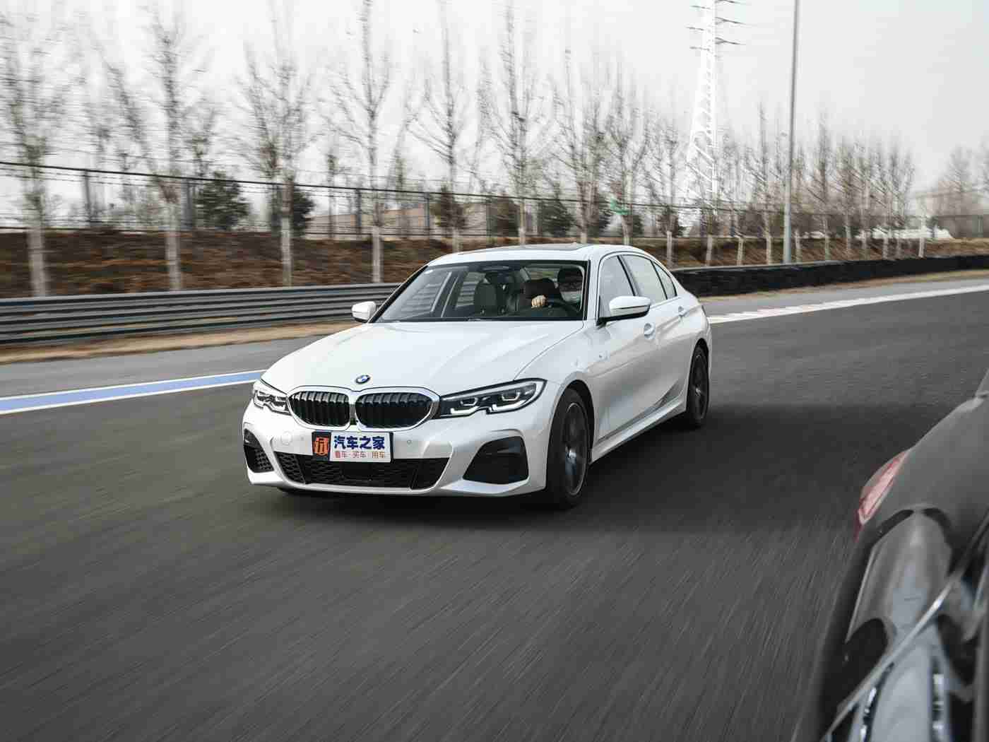 京东影业,新能源汽车巨头新突破:京东影业创新科技引领市场新风向-4