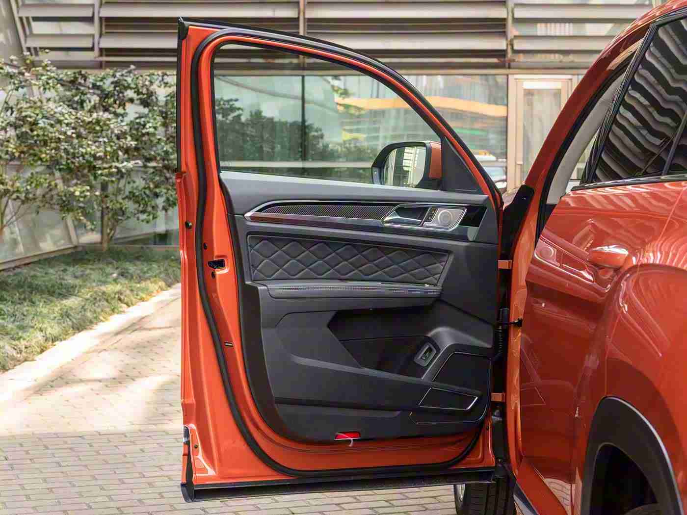 黄色免费应用,汽车生活一键搞定，综合服务软件助力车主省心省油-2