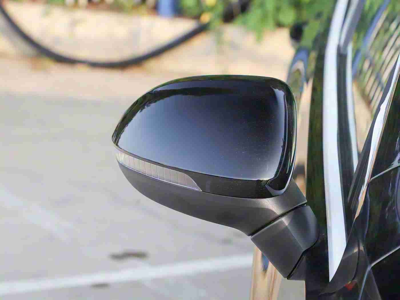 中国av电影,中国汽车新贵:引领潮流,创新科技,品质卓越的全新车型引发热议-3