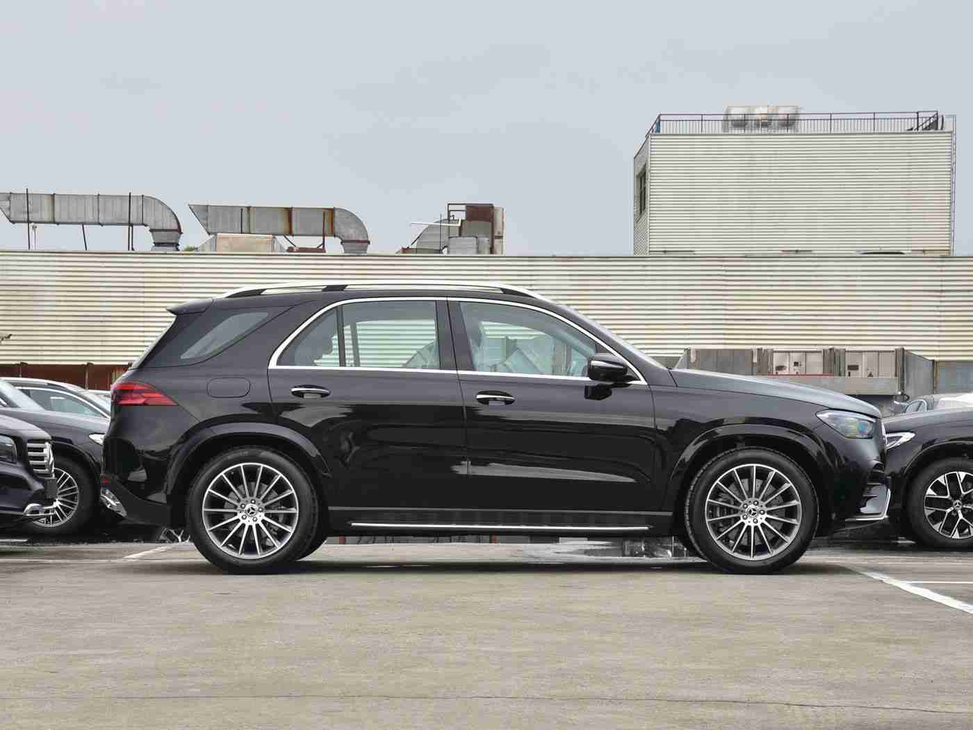 好色先生TV网站,未来风采，智动非凡——全新新能源汽车魅力绽放-1