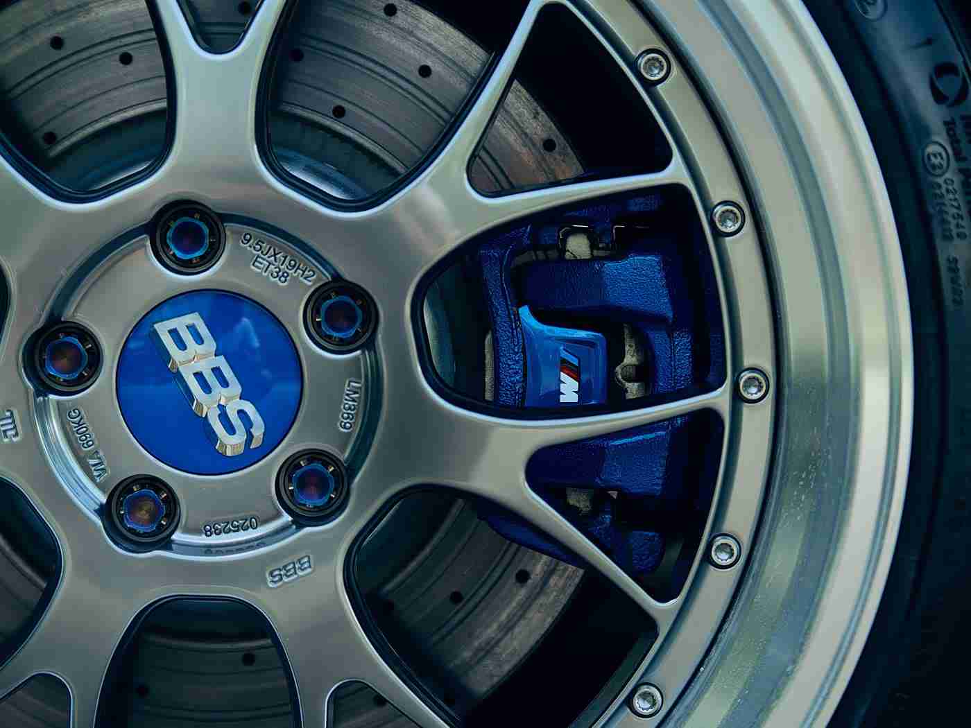 黄色软件下载3.0.3免费版破解大全,汽车生活大升级：“一键破解”智能软件助车主畅享驾驶乐趣-3