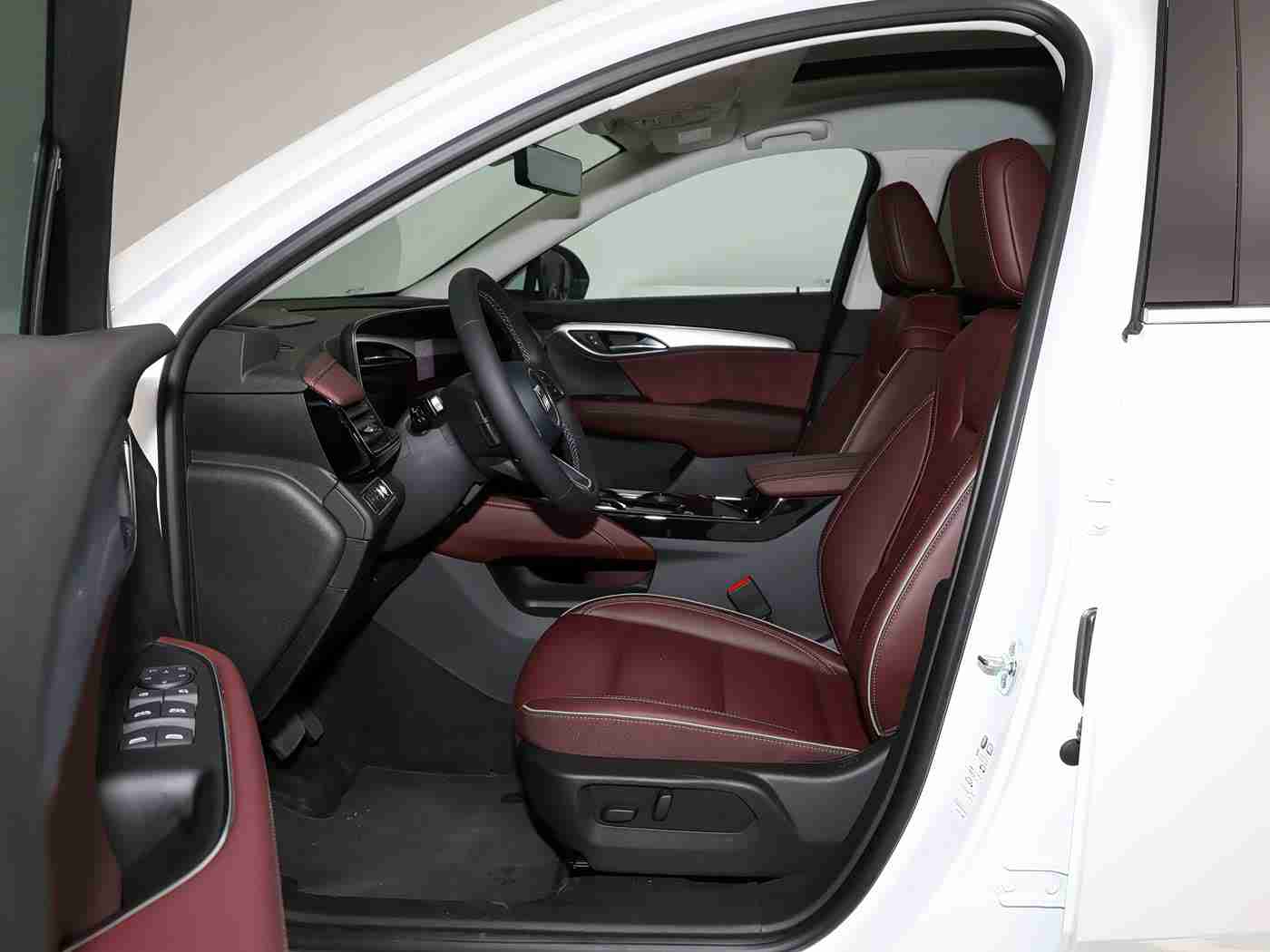 香蕉插蜜桃,“果敢创新，悦享未来——跨界设计引领潮流智能车型-3