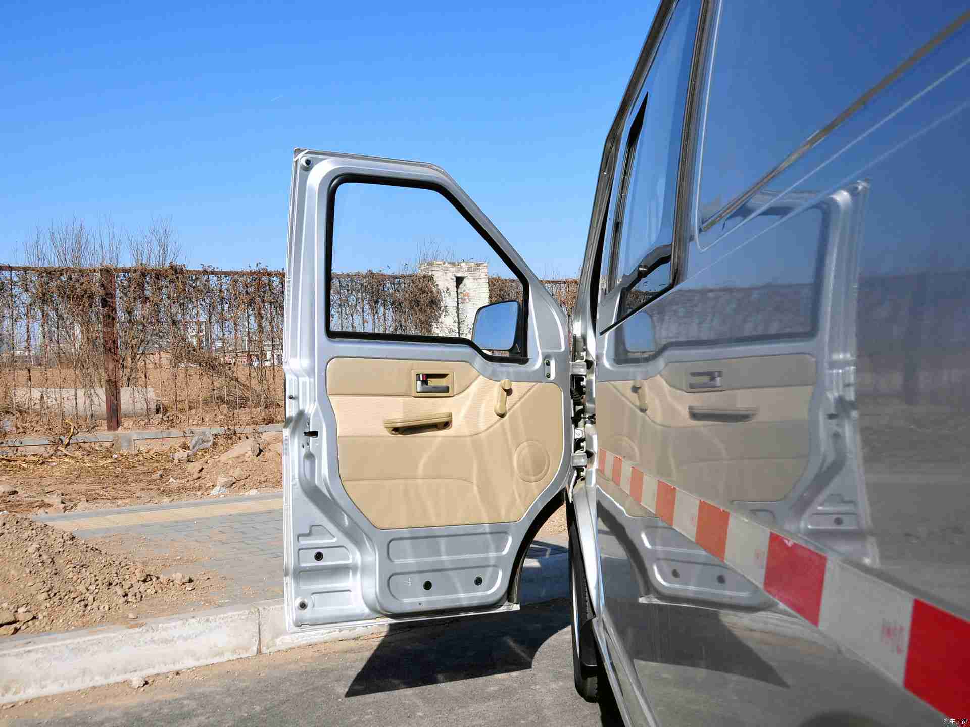 韩日一区二区,韩日汽车市场风云再起：一区二区销量飙升，品牌策略新调整引关注-1