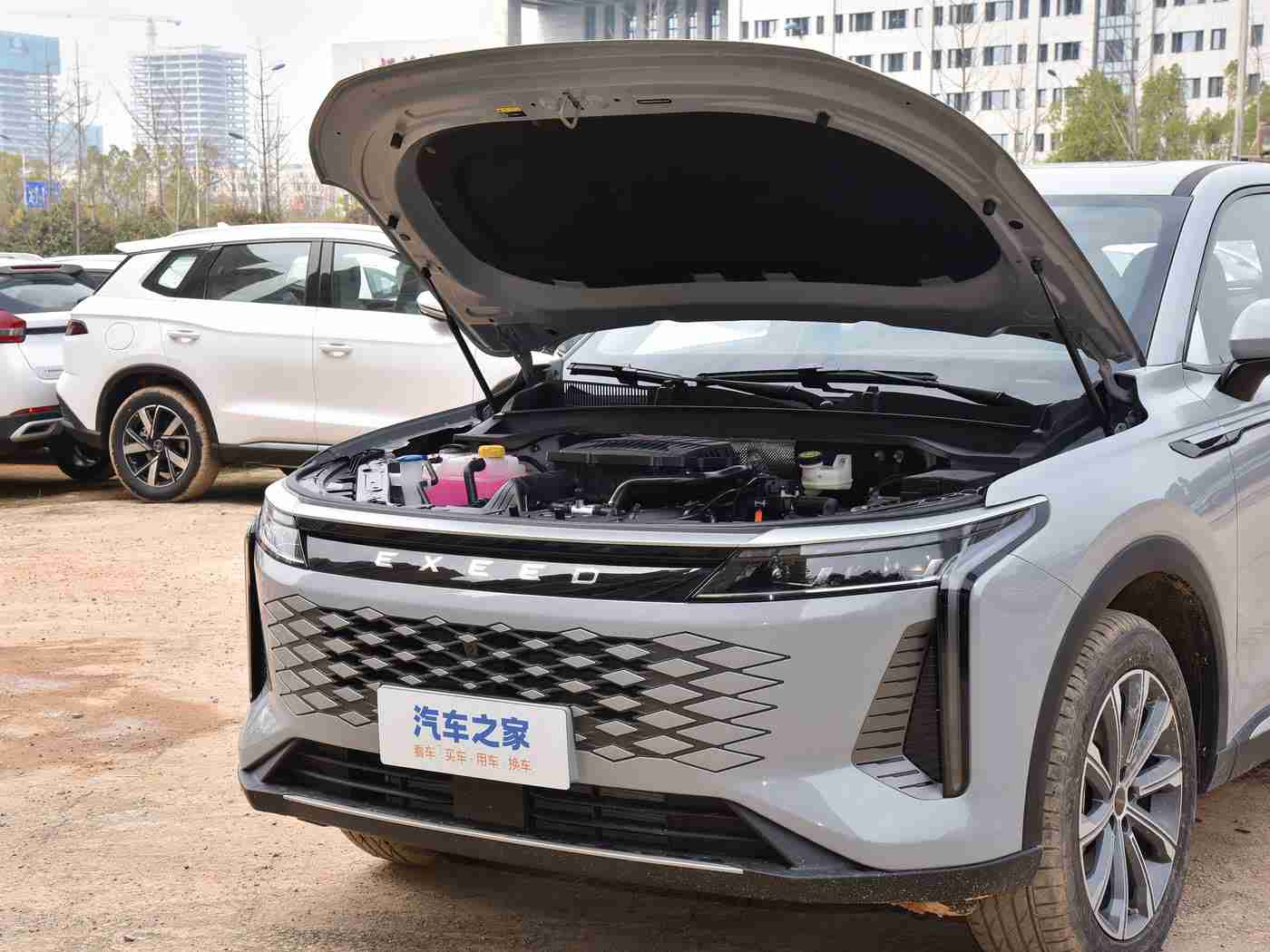 我被按摩师做了三次爱,智能按摩座椅引领潮流,汽车舒适体验再升级-1