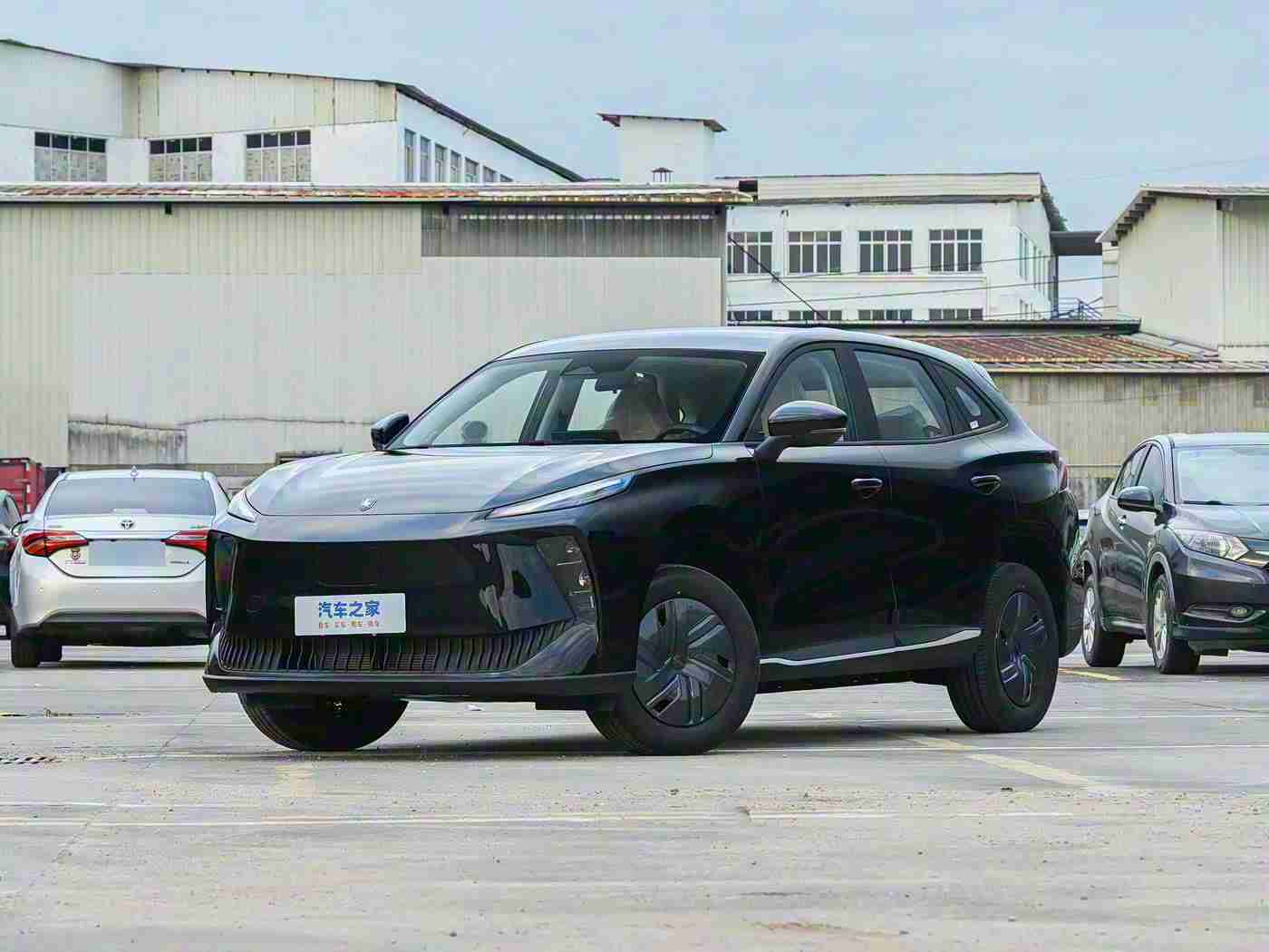 原神女角色被红绳束手束脚封住嘴巴图片最新,“红绳封喉”概念车惊艳亮相：独特设计，科技环保，未来出行新潮流-3