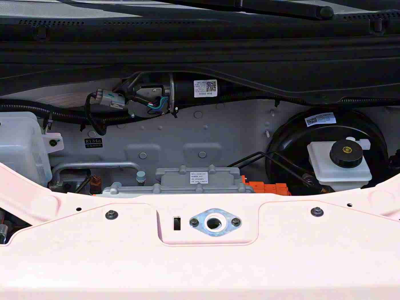 色多多成人版,创新潮头领航,豪华舒适新宠——揭秘未来汽车潮流先锋-3