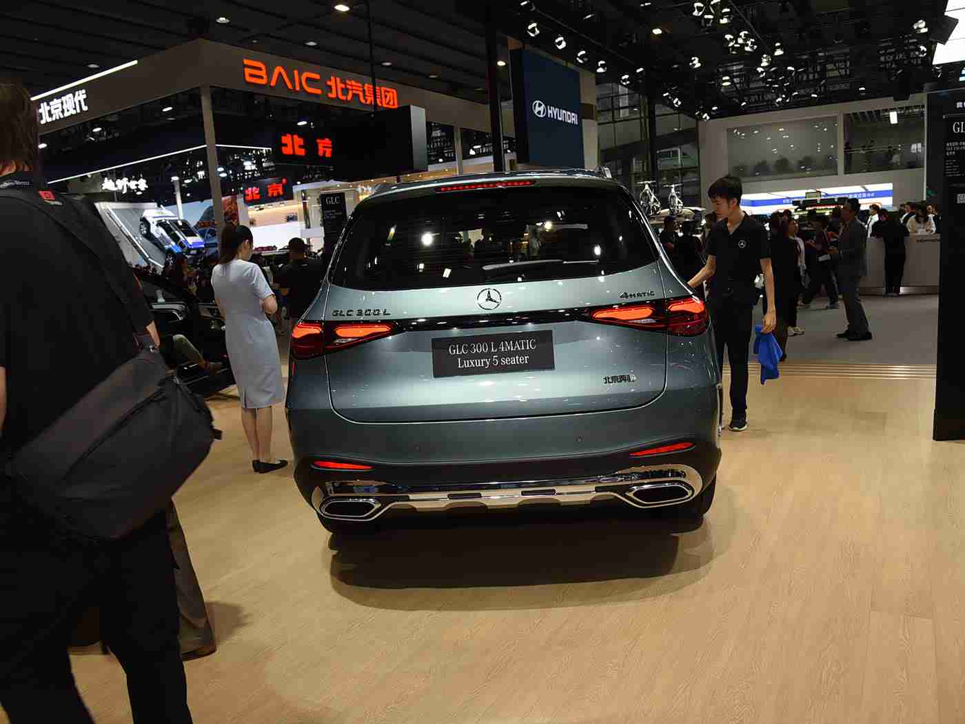 岛国一区二区,我国汽车品牌在海外市场大放异彩，岛国市场销量飙升，引领行业新趋势-2