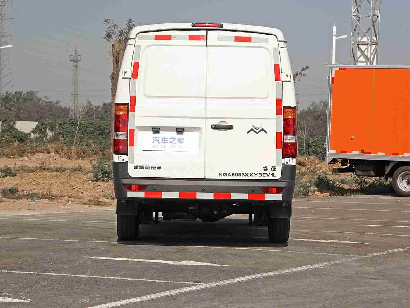 丝瓜草莓,新能源汽车浪潮涌动，创新驱动未来出行新篇章-2