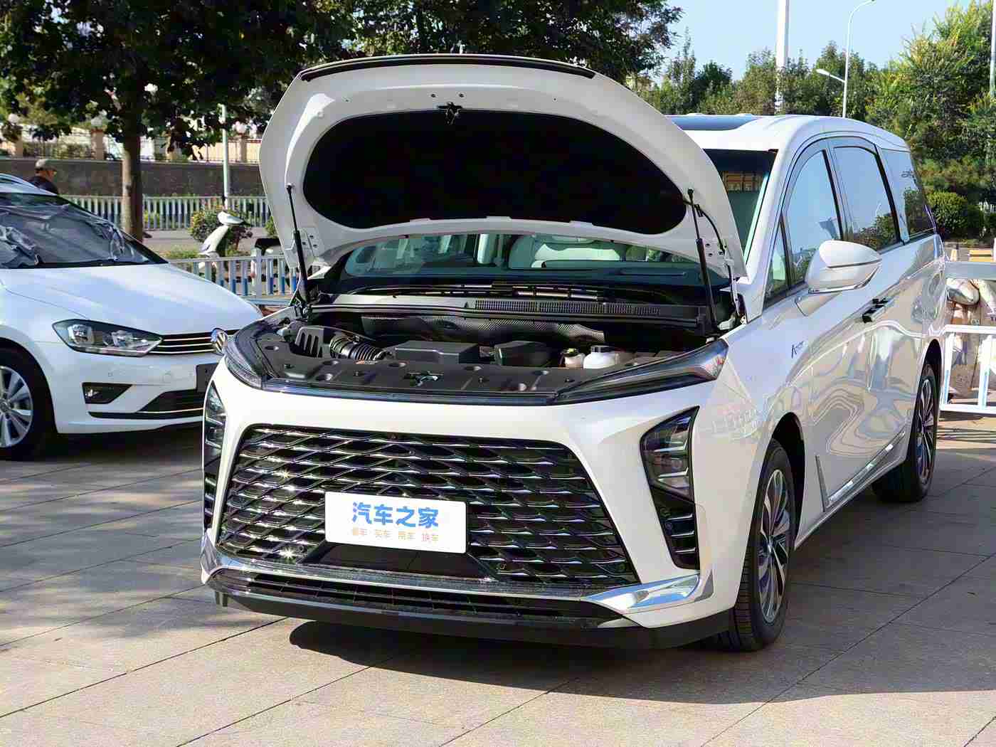 男女叉叉叉软件,科技赋能，智能出行，定制未来驾享之旅-1