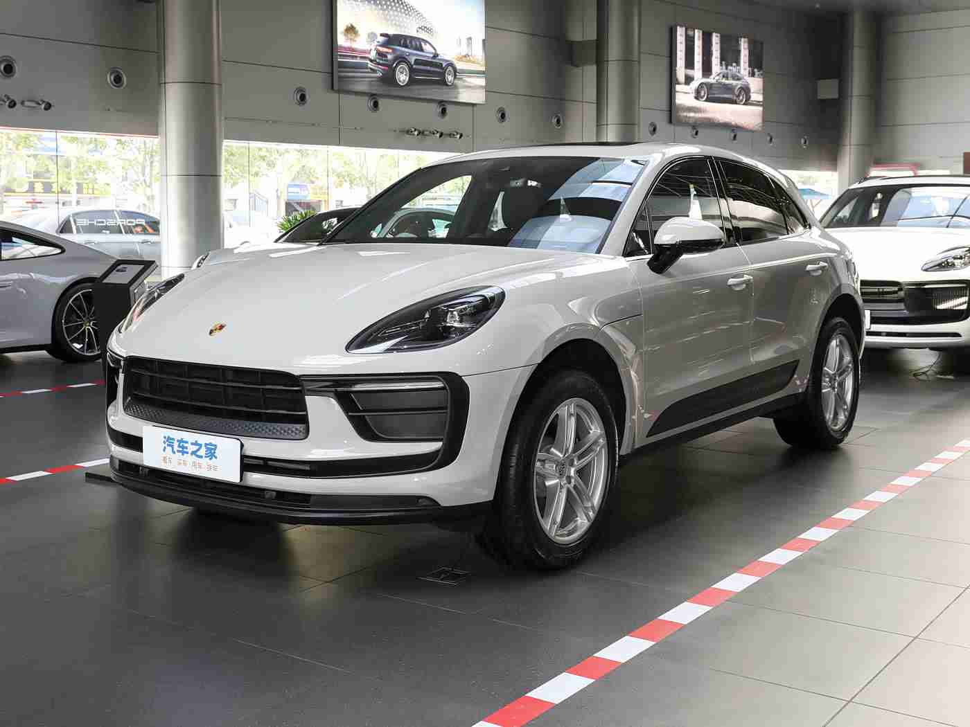 神秘网站,新能源汽车领航者：神秘网站曝光全新智能车型，开启未来出行新篇章-4