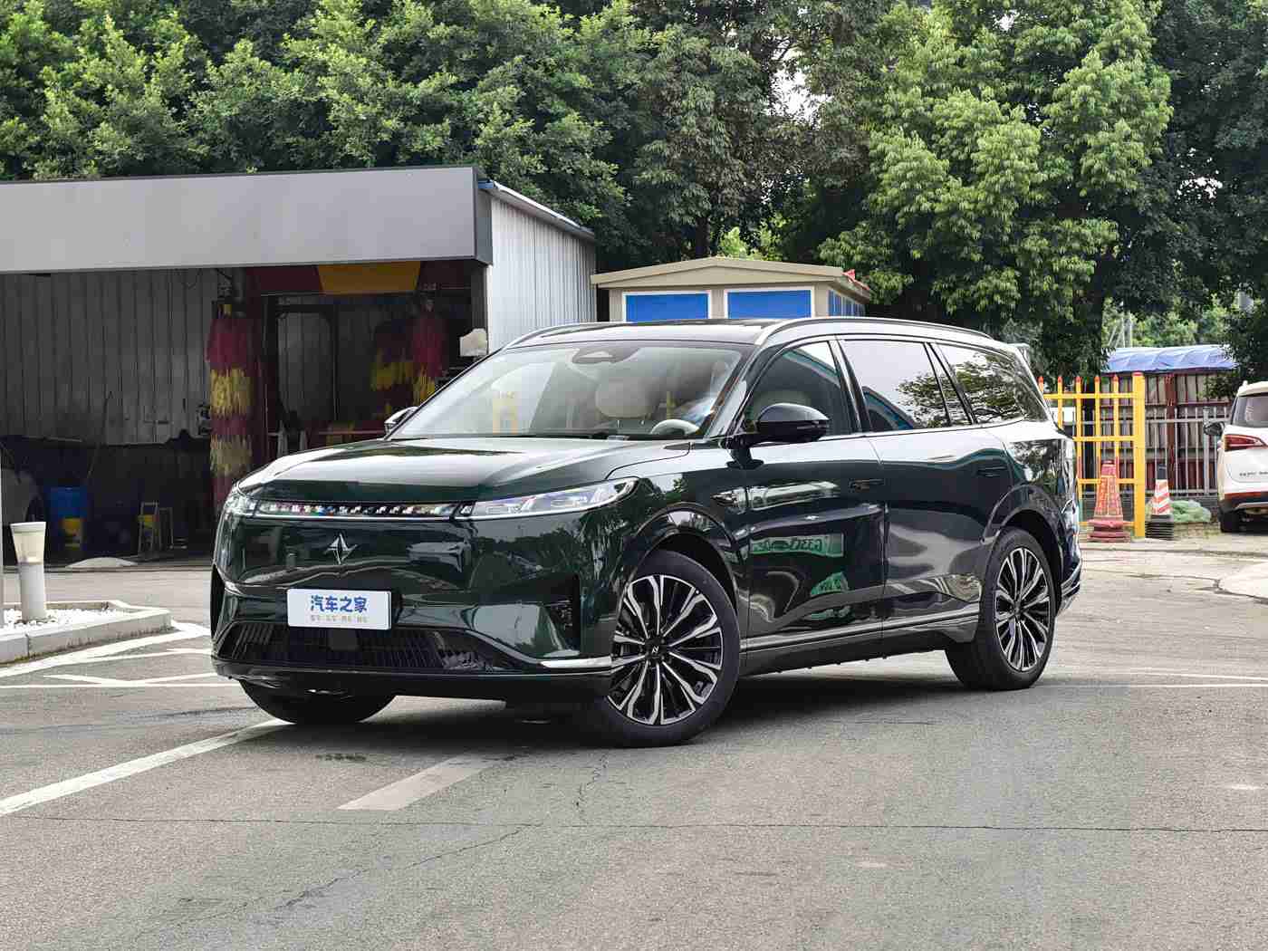 黄色app下载3.0.3每天无限,智能导航,养护贴心,社区互动,定制专属,畅享驾驶新境界-2