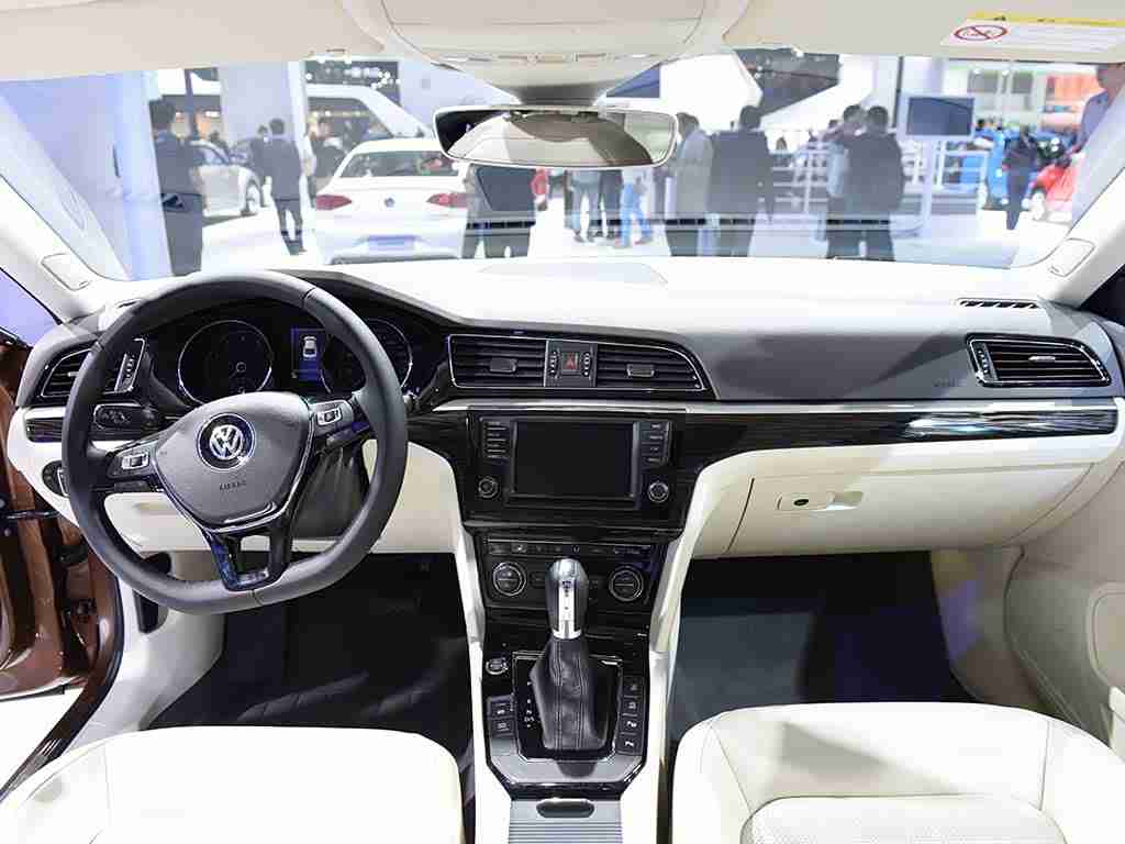 爱情岛自拍,时尚自拍新宠，“爱情岛”汽车引领潮流，聚焦年轻消费者眼球-1