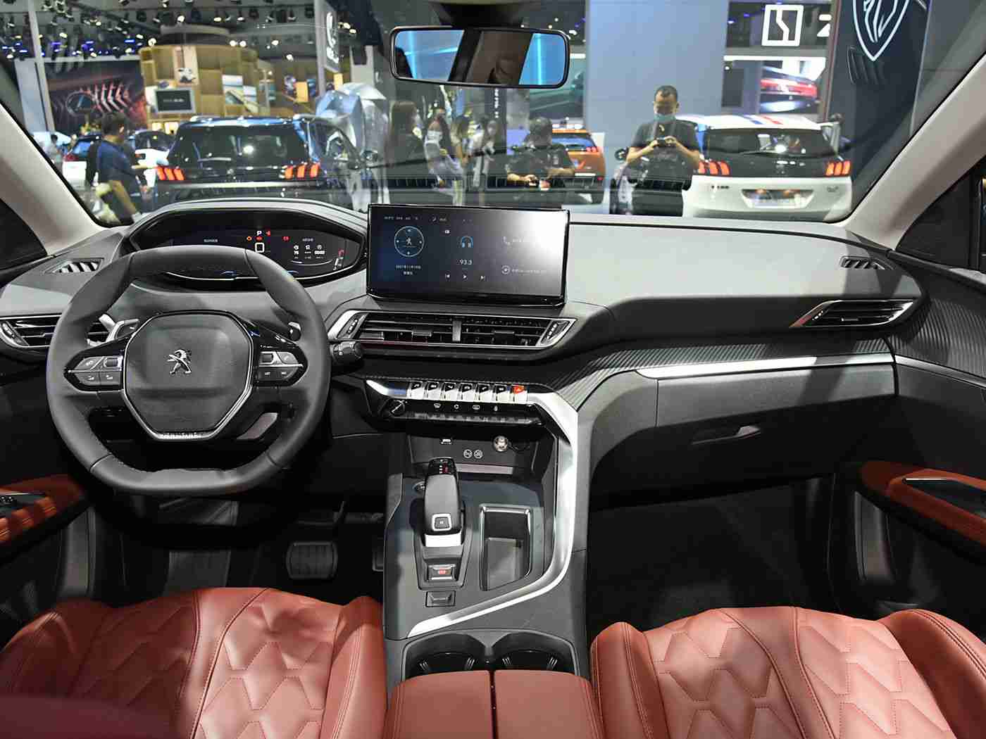 机机对机机手游下载版2025,手游赋能汽车未来：跨界融合引领智能出行新体验-1