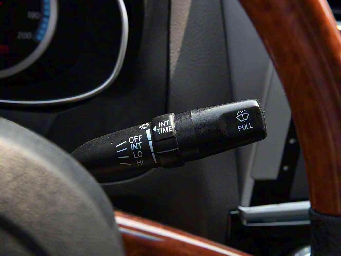 火辣辣导航,汽车导航新宠：一站式服务火辣来袭，车主出行更便捷-1