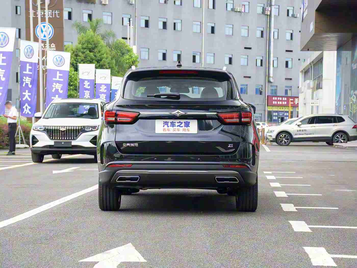 男生女生差差差2023,“性别洞察，驾驭未来：汽车市场多彩画卷，共绘男女差异化新篇章”-1