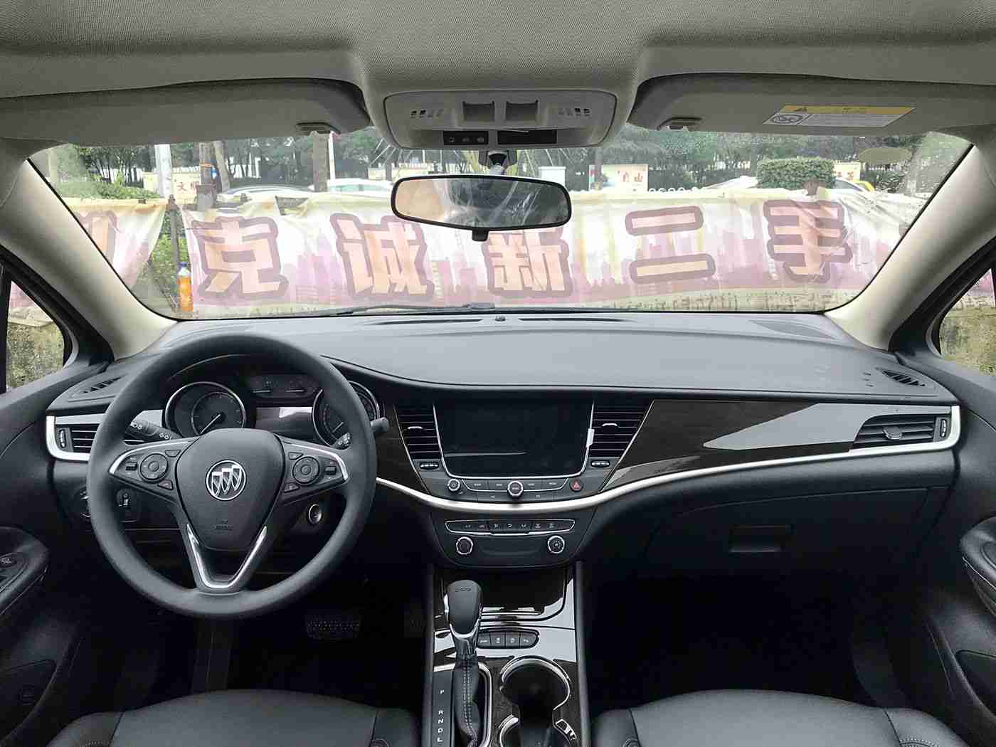 机机对机机手游免费下载版2025,汽车游戏创新引领行业潮流，跨界融合开启营销新篇章-1