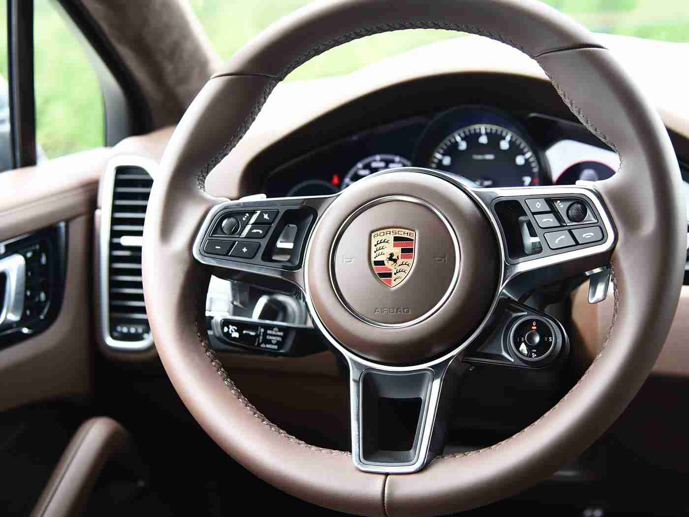 男生差差女生,汽车市场新风向：性别差异驱动创新，精准营销引领消费潮流-5