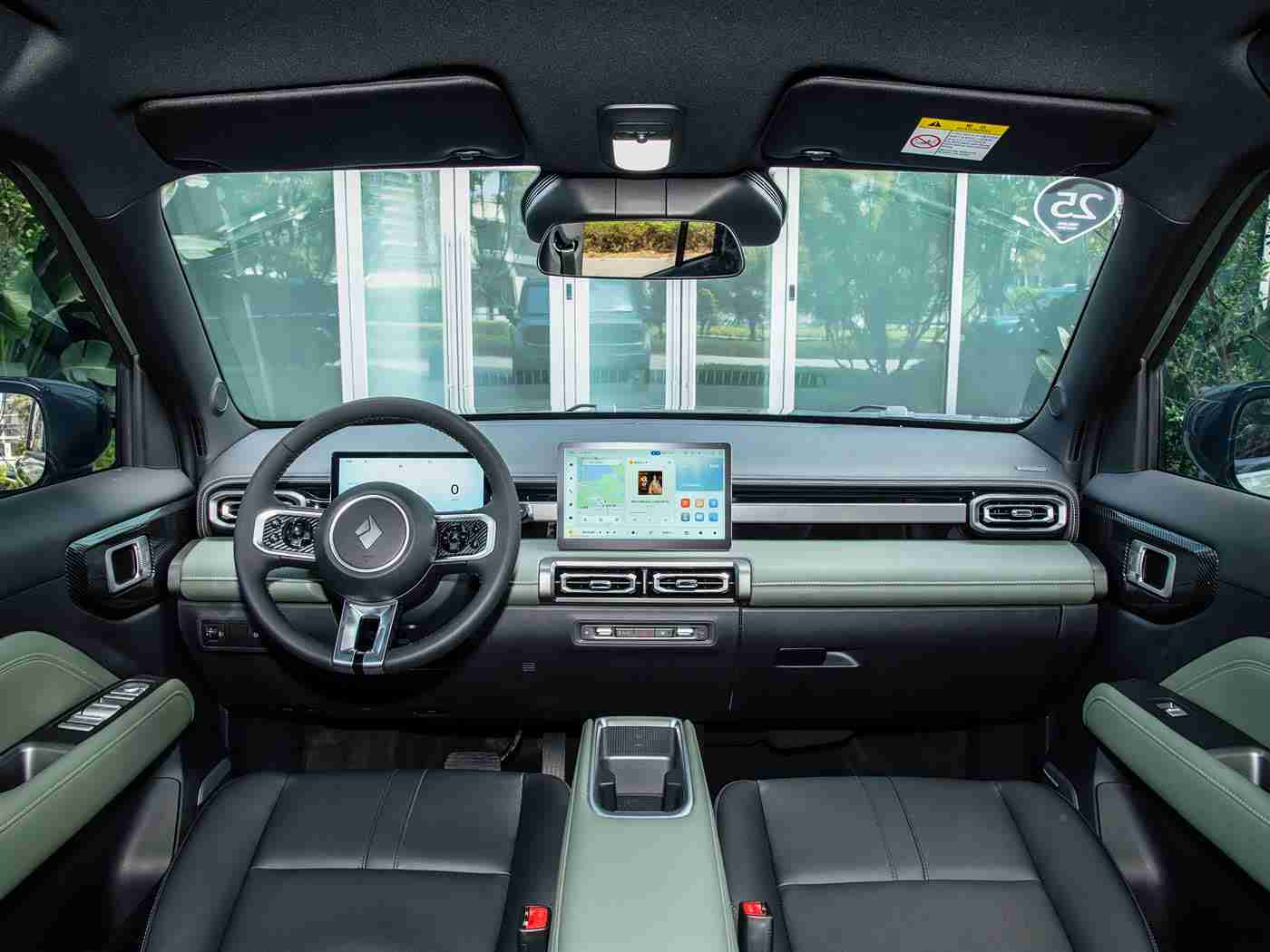 女同学把内裤掀起来打屁股,“创新设计引领潮流,环保科技助力未来:揭秘我国新能源市场新宠“内裤掀起来打屁股”新能源汽车”-4