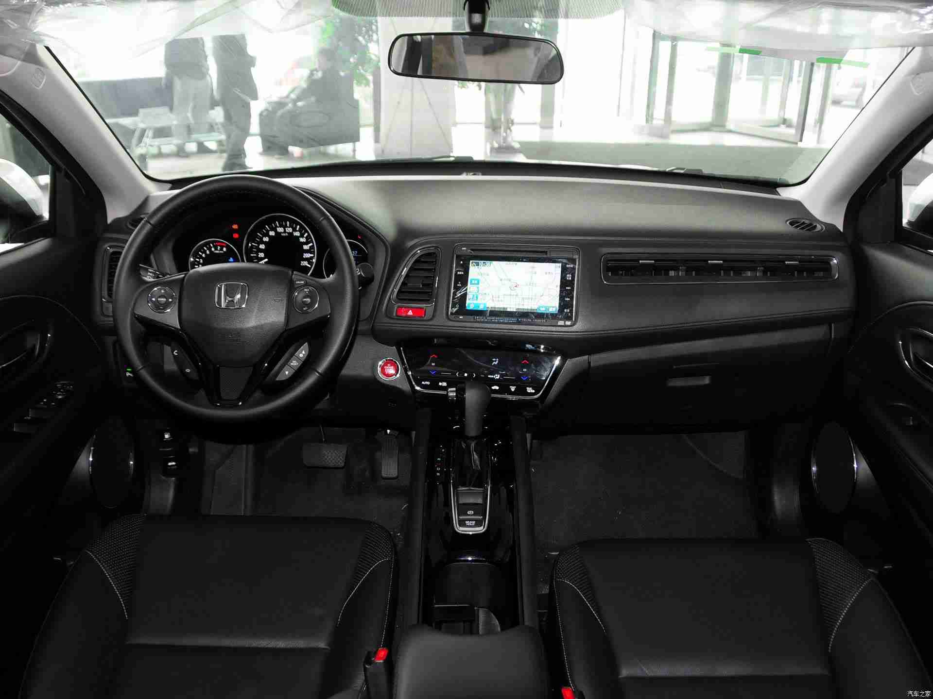 黄色软件下载每天三次,知名汽车品牌创新服务：每日三更新，打造极致驾驶体验，引领行业新潮流-4