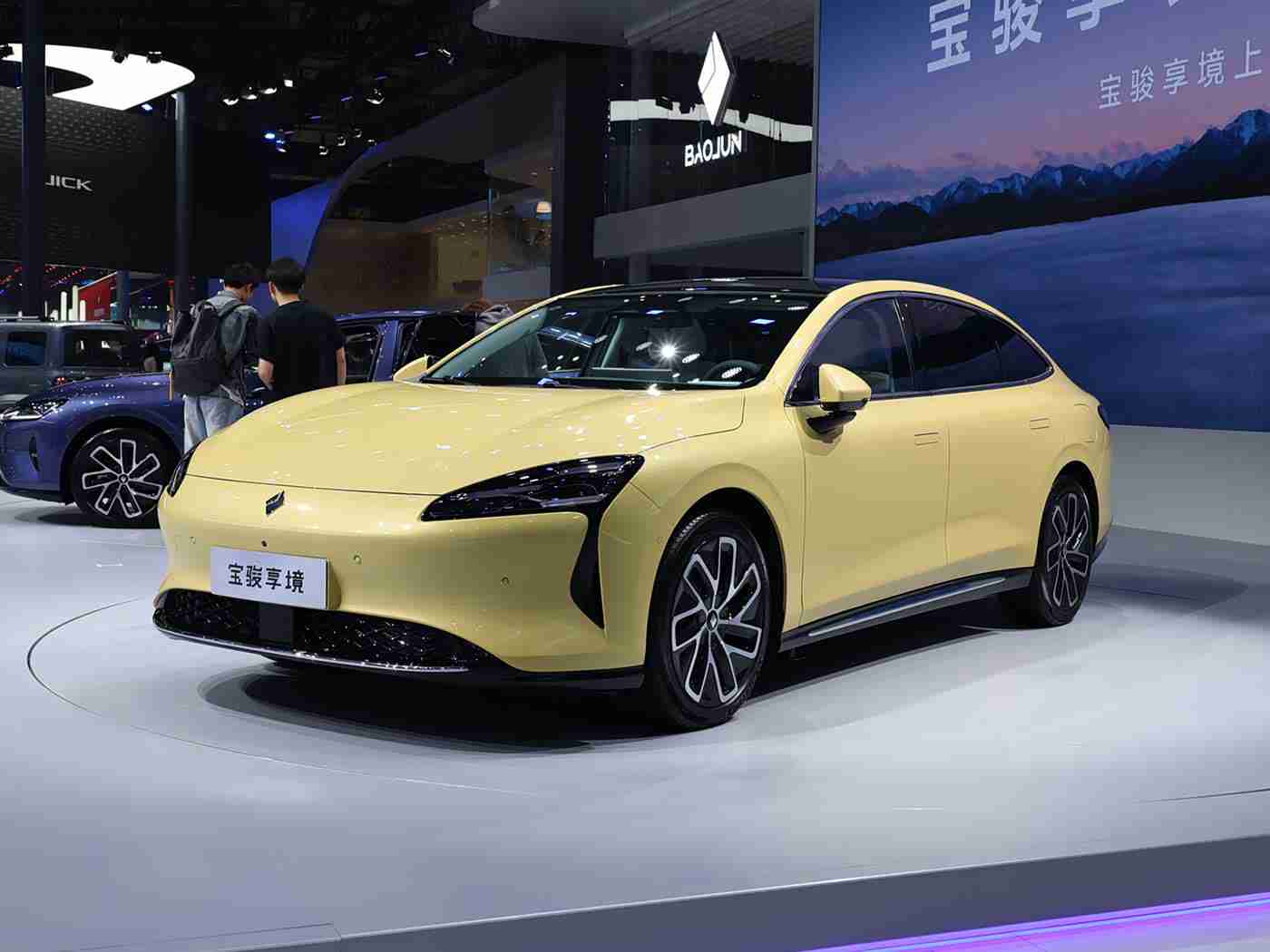 火影18+,全新车型引关注：简约科技风，火影18+引领汽车市场新潮流-5