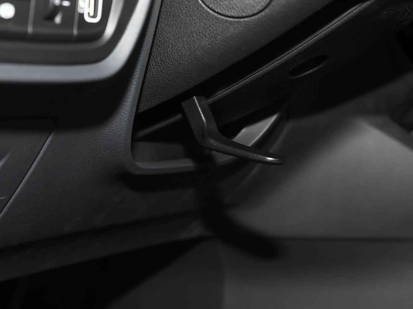 人人干人,引领潮流新宠:设计卓越、性能出众,“人人干人”车型市场口碑爆棚-1