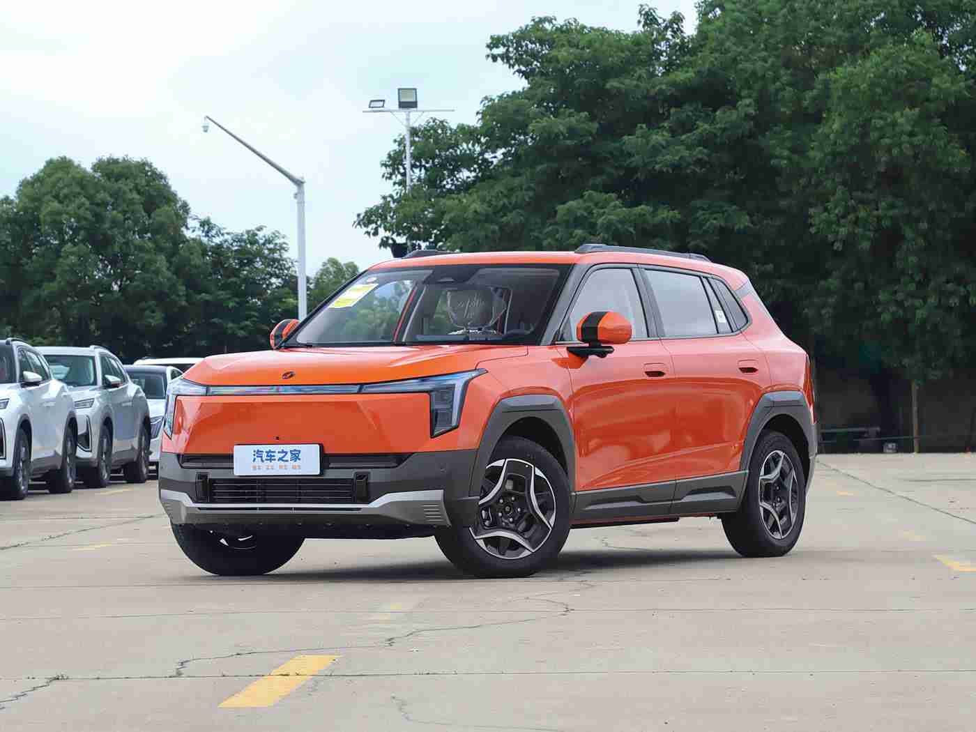 网曝黑料吃瓜国产精品,国产汽车新秀XX：性能卓越品质佳，热议黑料实为误解-2