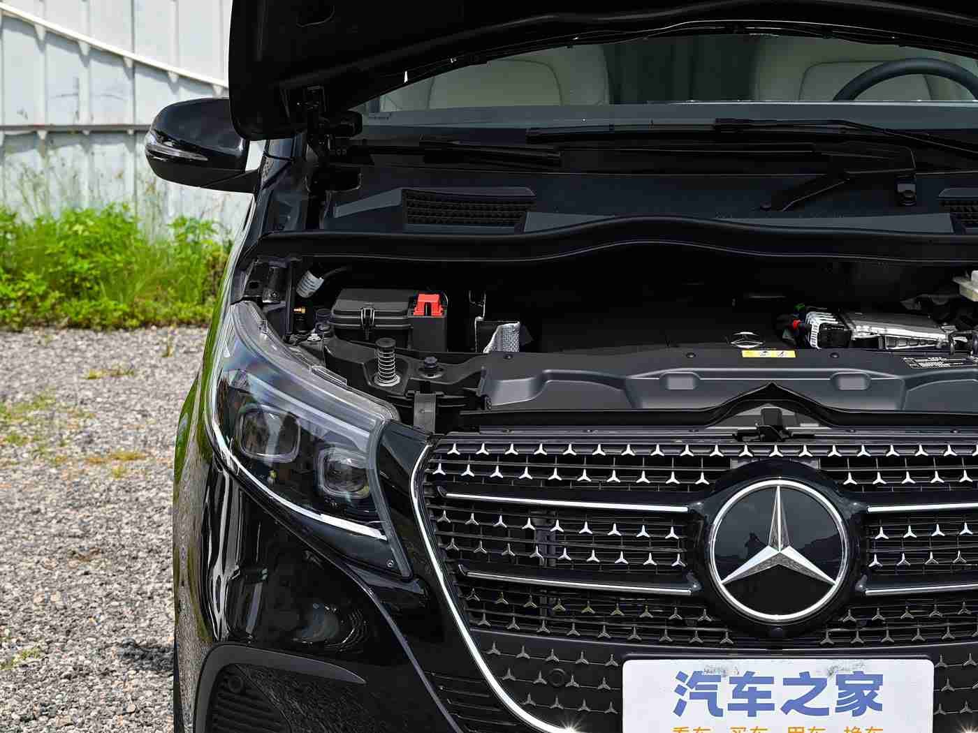 黄色怎么下载,炫彩动魄,驾驭未来——探秘时尚黄色SUV的独领风骚魅力-2