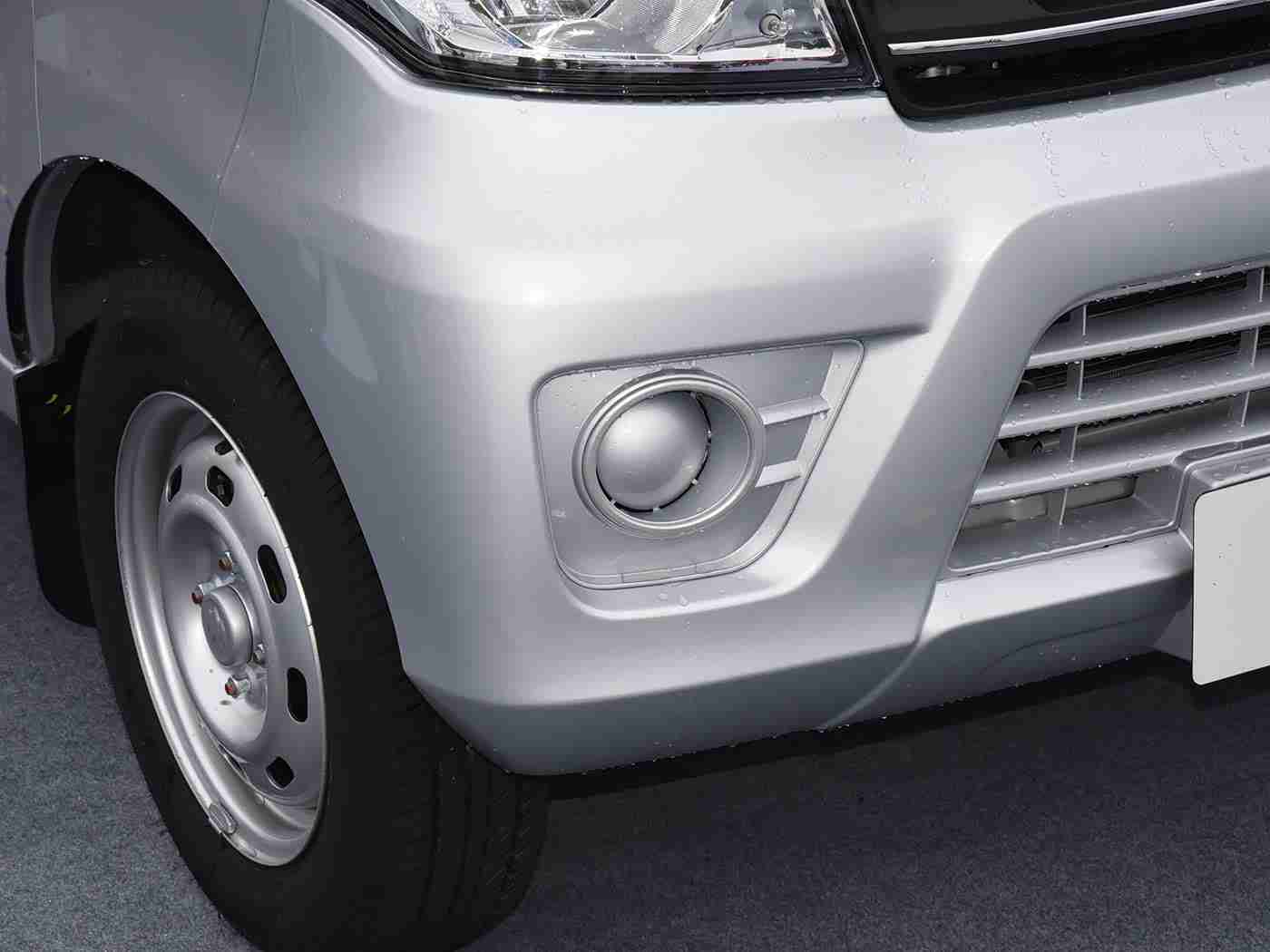 打扑克差差差,全新SUV亮相:时尚外观、智能驾驶,独特“车内扑克牌”功能引关注-1