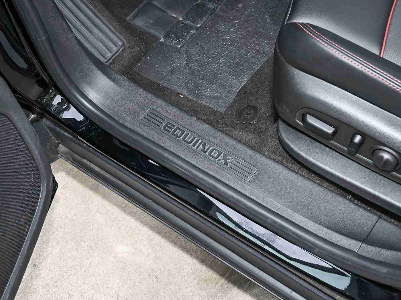 糟老头子无限破解版免费,新能源汽车新功能亮相:智能破解技术,免费解锁驾驶乐趣-4