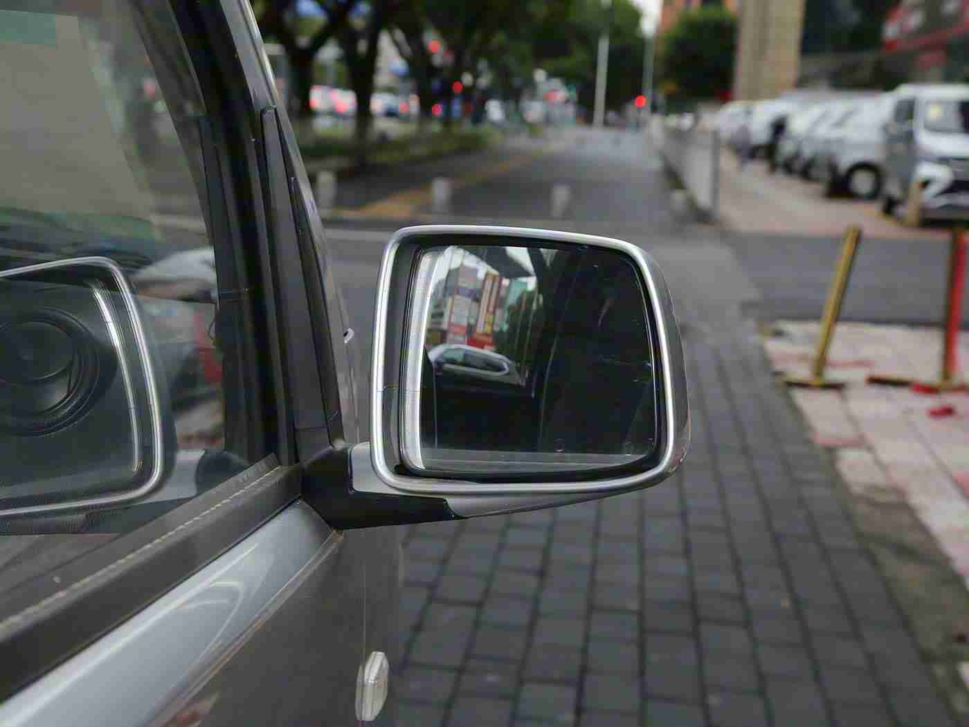 人性与动交zzzzBBBB,【创新设计引领未来,全新车型诠释人性化与动力之美,打造全新驾驶体验】-1