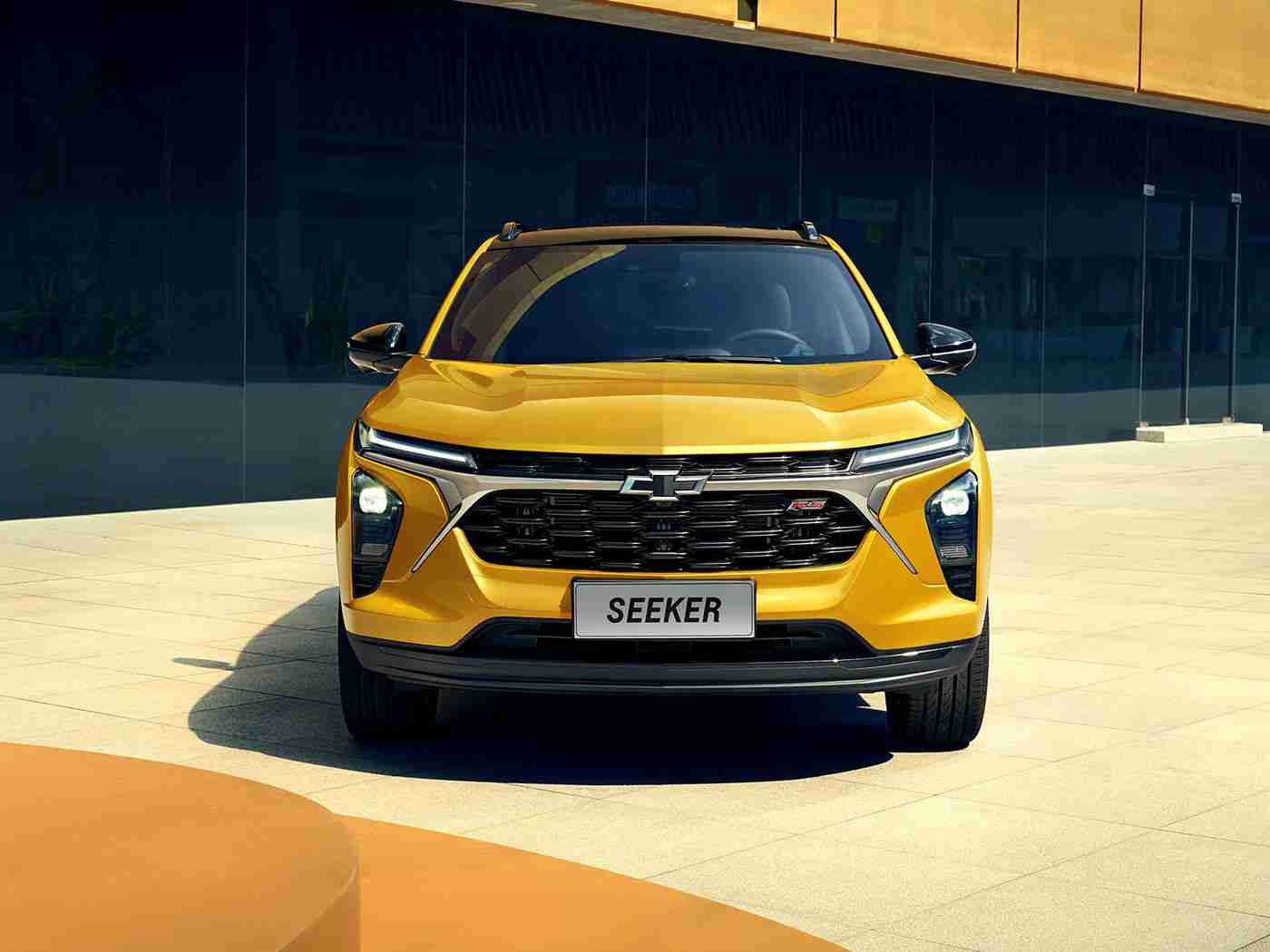 黄色软件安装包,智能护航，安全启程，揭秘汽车软件新篇章-3