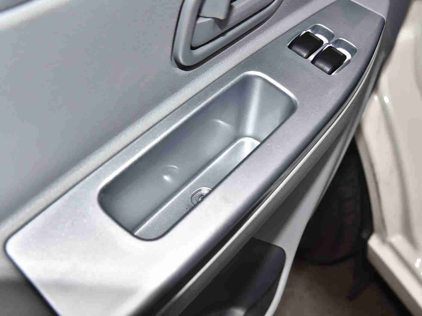 男人和女人一起差差差,汽车市场新风向：女性需求被忽视，品牌转型聚焦个性化服务-3