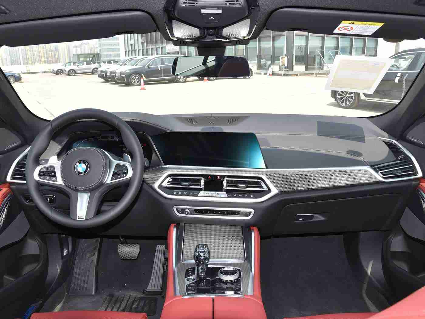 打扑克又叫又痛,神秘命名引关注，性能卓越新车型：揭秘“打扑克又叫又痛”独特魅力-1