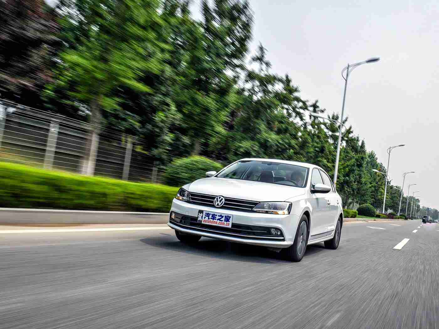 三上悠亚电影,前瞻科技碰撞现实出行，电影与汽车行业共绘智能出行蓝图-1