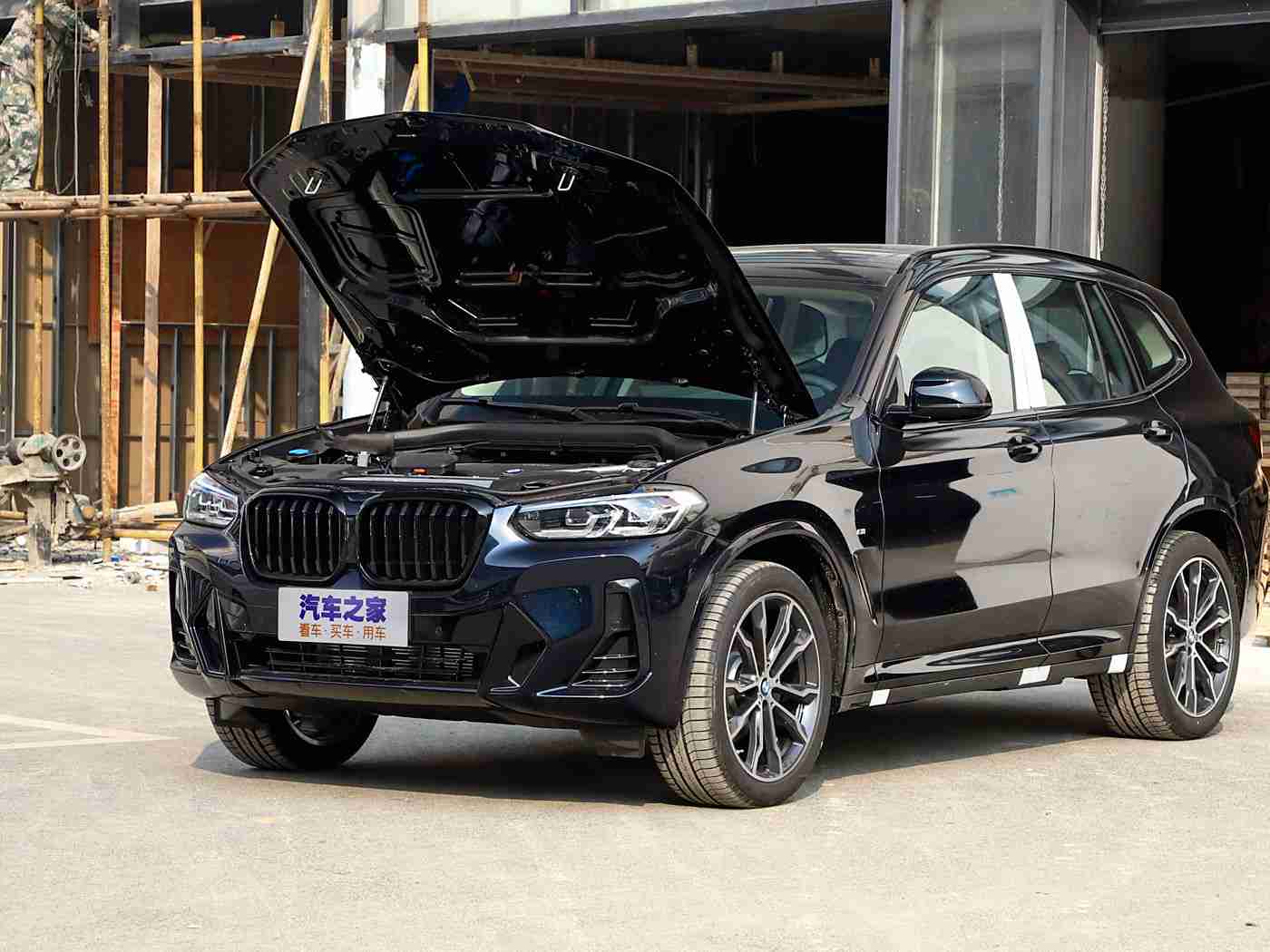 三上悠亚一区二区三区,新能源汽车浪潮涌动，绿色未来逐梦前行-1