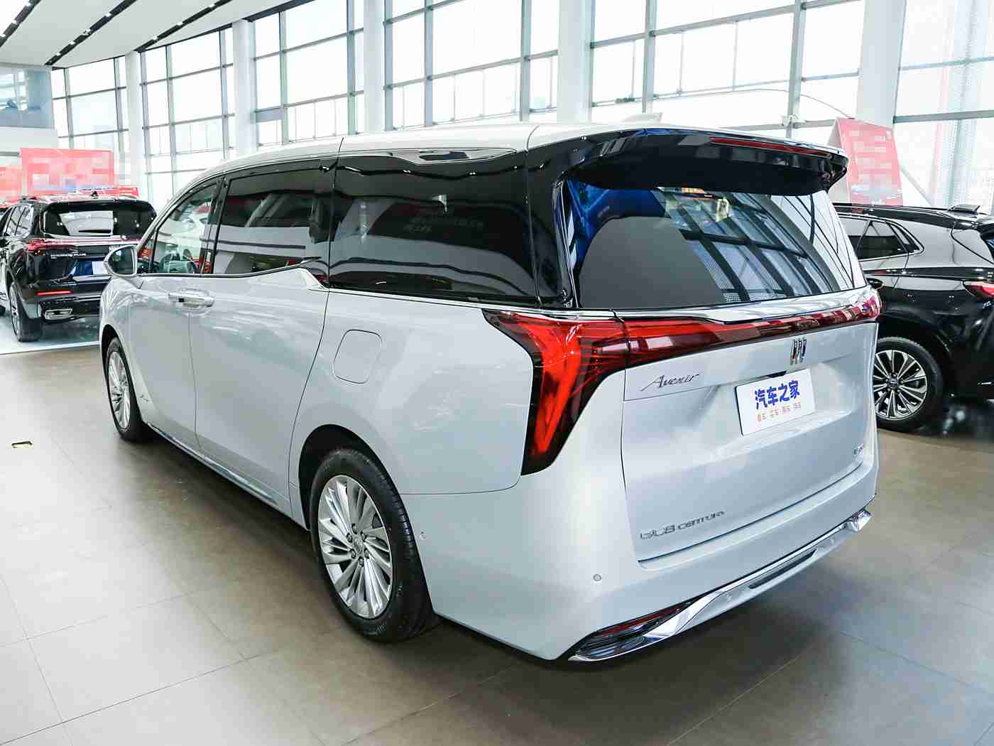 一区二区综合,驾驭未来,环保智能,尽在一汽二汽新锐座驾-2