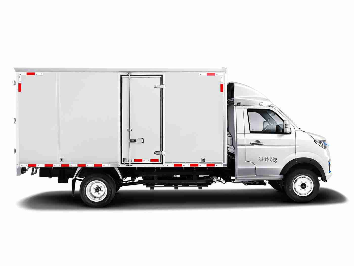 国产超级av,国产新锐车型惊艳亮相，引领市场创新风潮-2