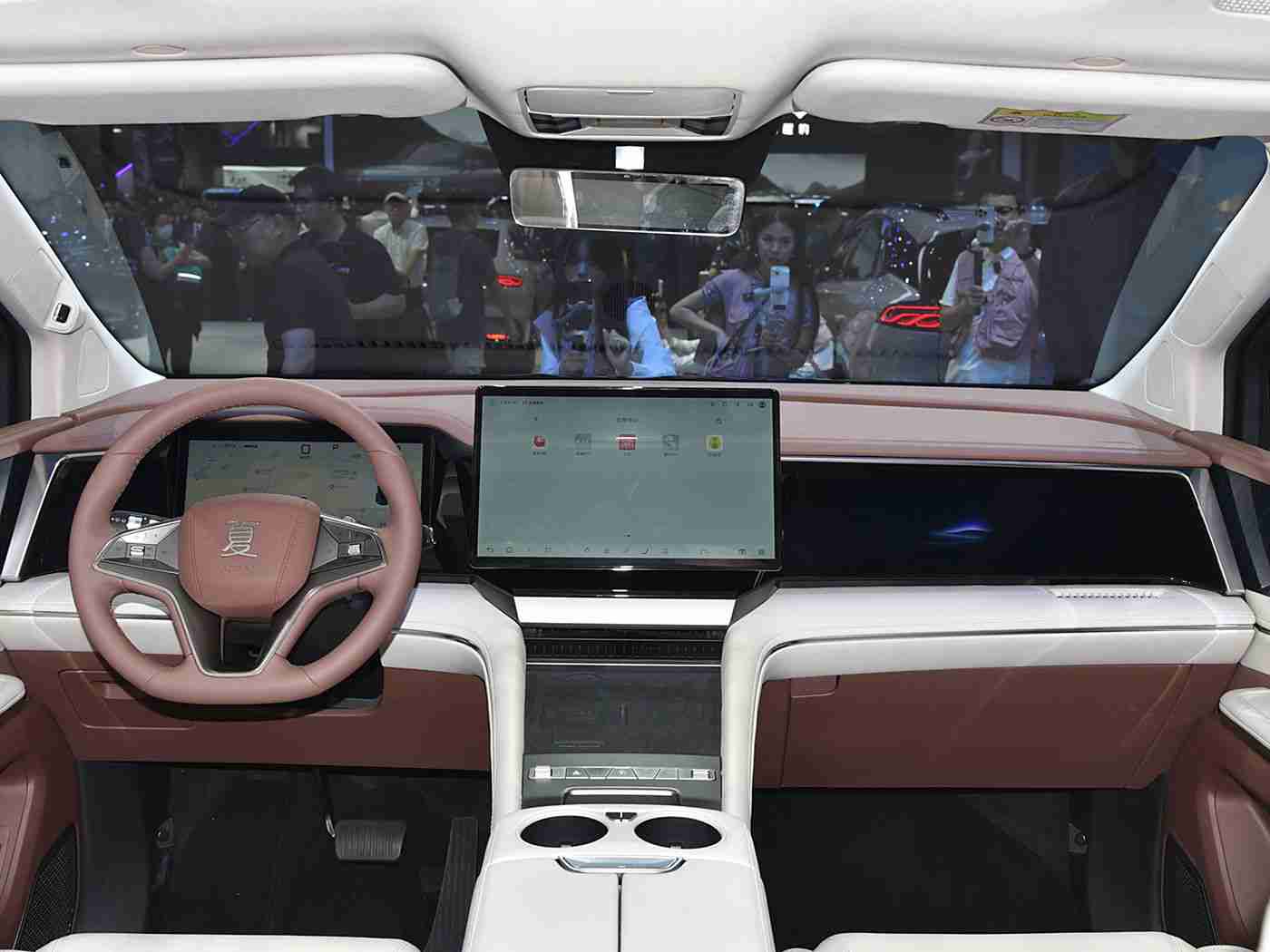 黄色软件oppo,时尚炫黄,智能驾驭,引领潮流的智能座驾-1