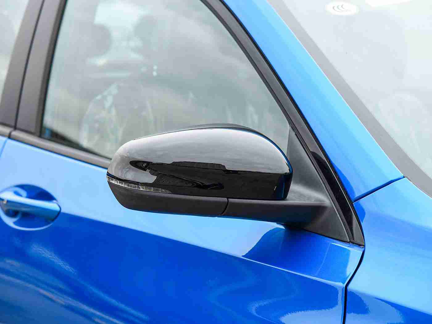 男生女生差差差2023,“性别洞察，驾驭未来：汽车市场多彩画卷，共绘男女差异化新篇章”-3