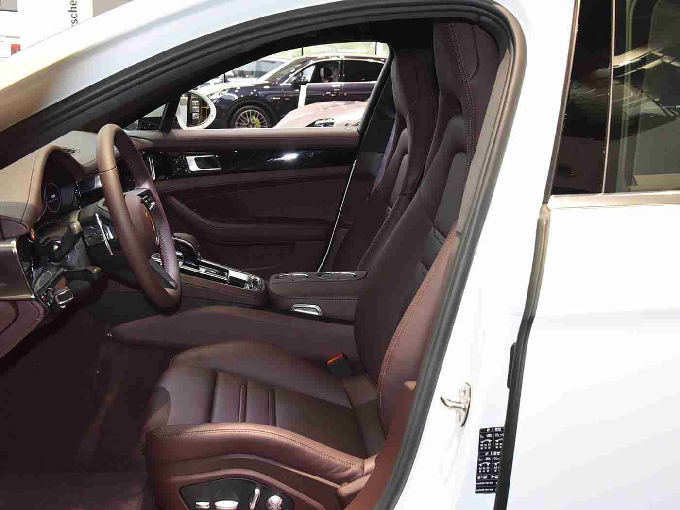 男生操女生APP,智能驾驶新篇章,数据安全护航,个性化体验升级-2