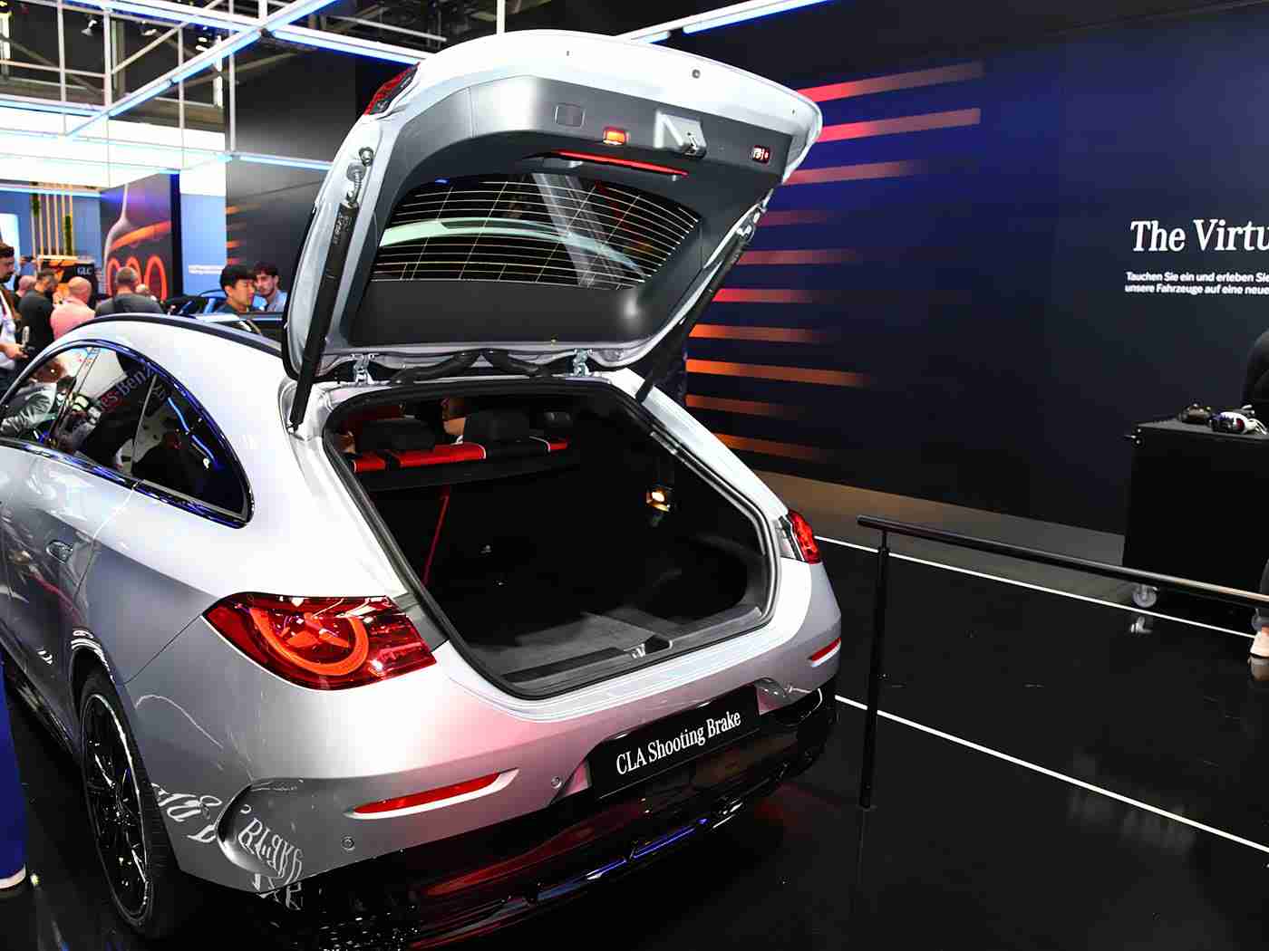 美女裸体应用,科技护航，智享驾趣，安全娱乐双升级-5