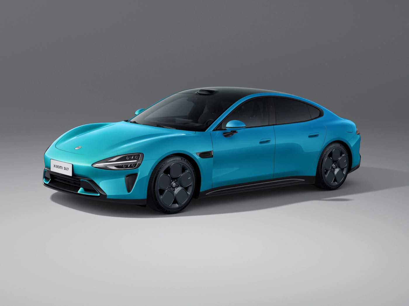 ,智领未来，跨界精英，亲民科技新座驾-1