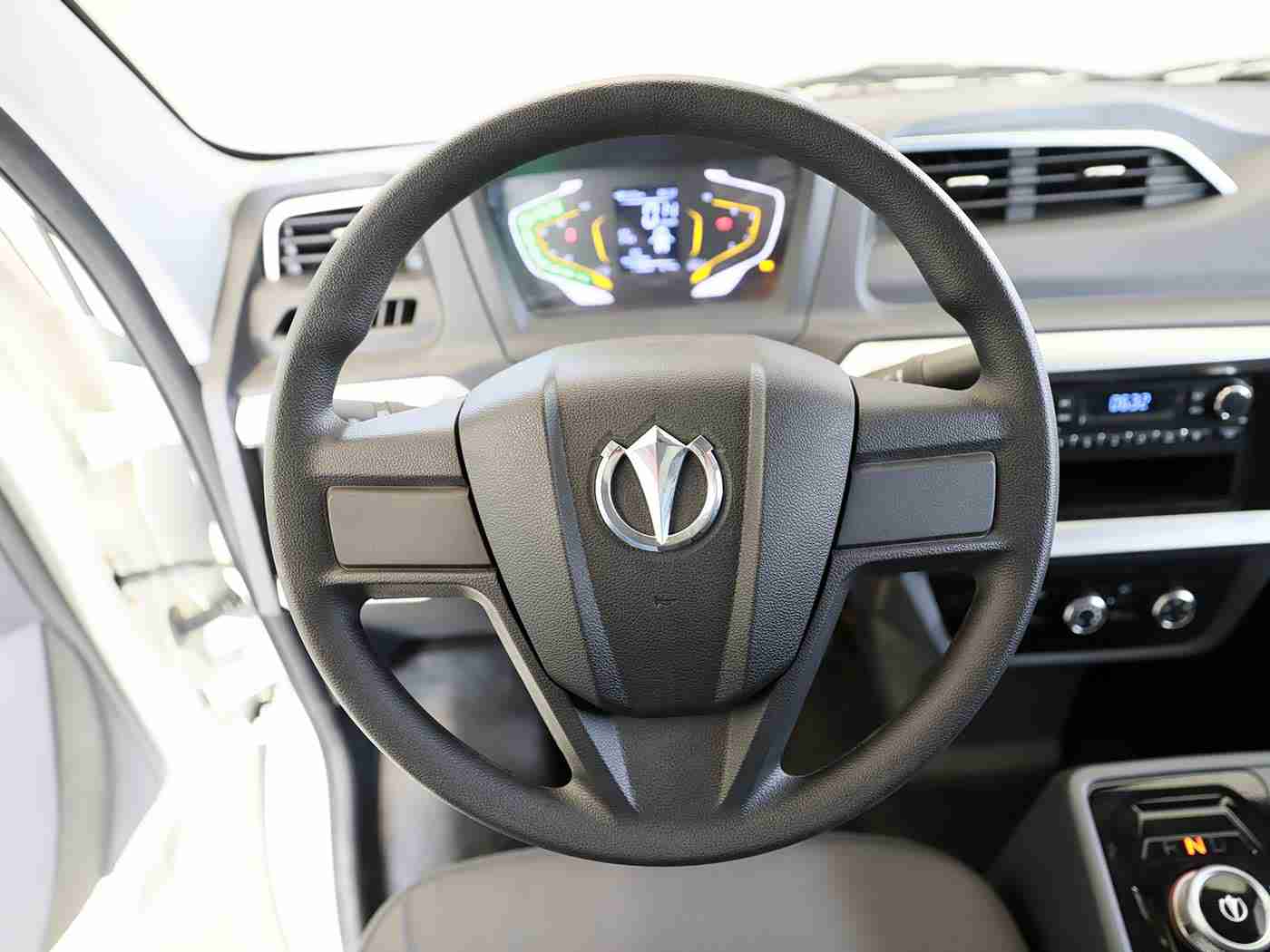 把男人的困困放在女人的困困里,新锐X7引领潮流，舒适科技，商务家庭皆宜，打造非凡驾驶体验-1