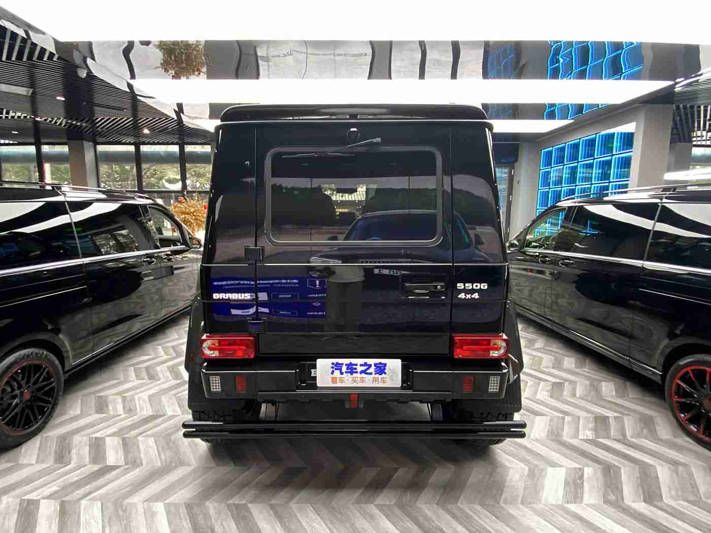 ,独特造型与卓越性能并重，某品牌新车型引关注，引领汽车市场新潮流-1