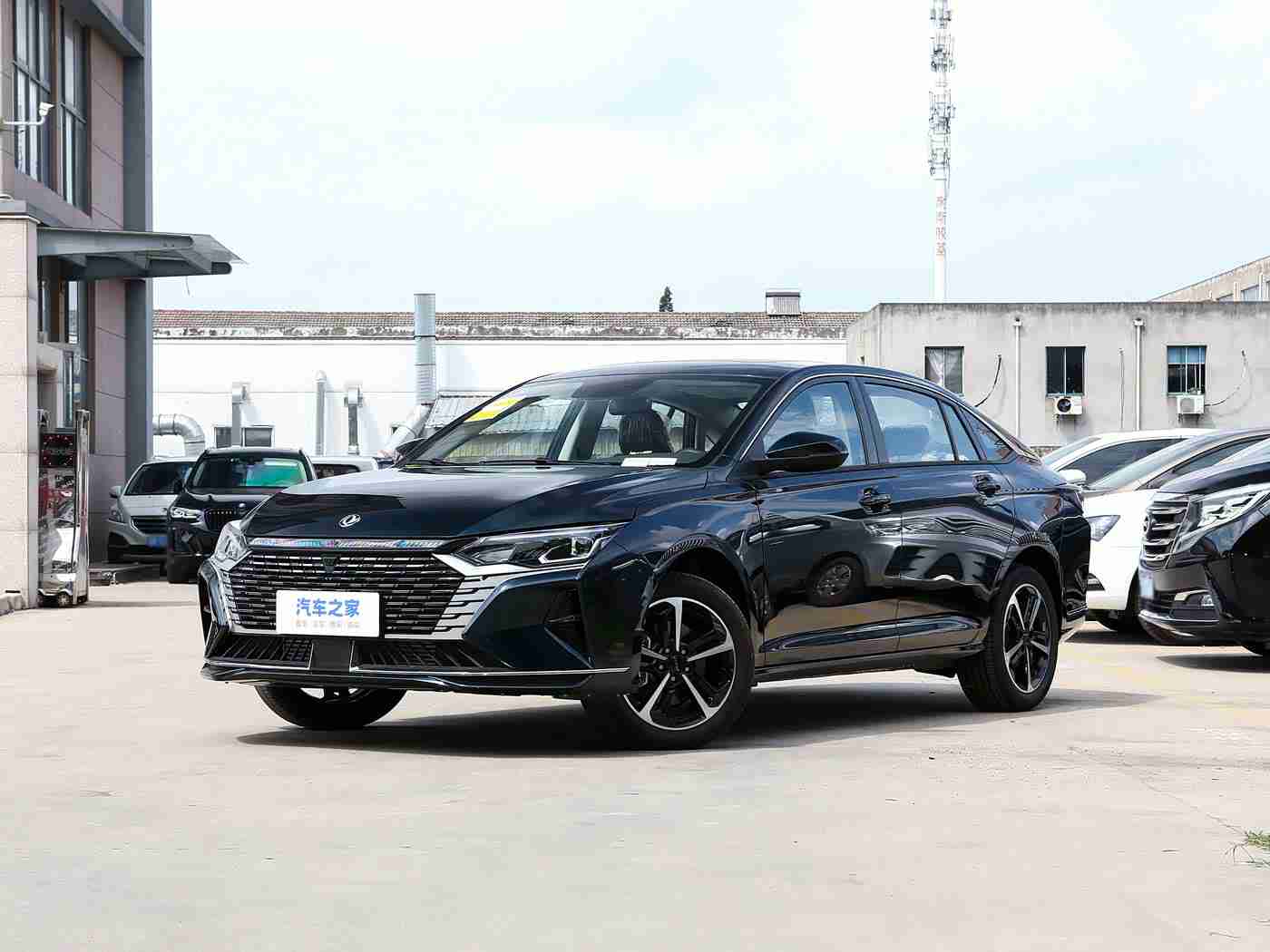 按摩师揉捏花蒂很舒服,“创新座椅按摩+智能辅助,新车型舒适驾驶体验惊艳市场,有望成热销王”-1