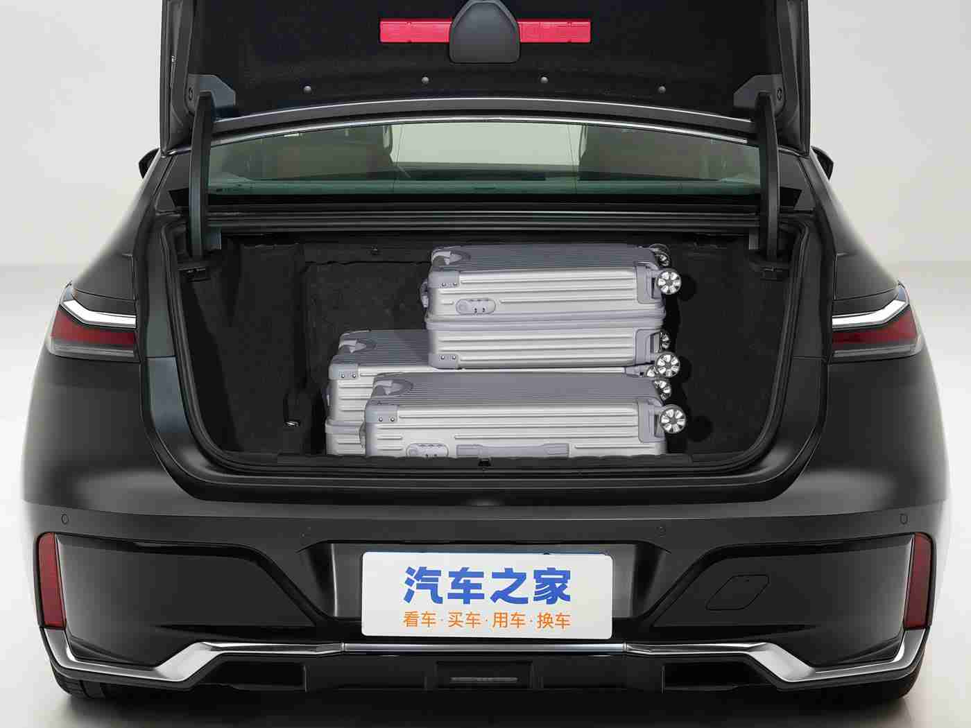 黄色软件排行榜,汽车软件新格局：国产崛起，合资升级，安全成焦点-2